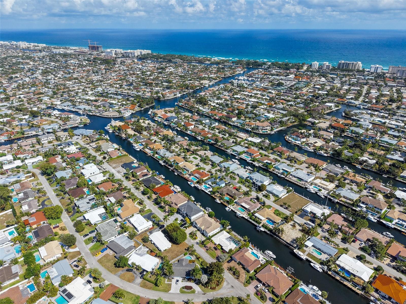 VENETIAN ISLES 3RD SEC - Residential