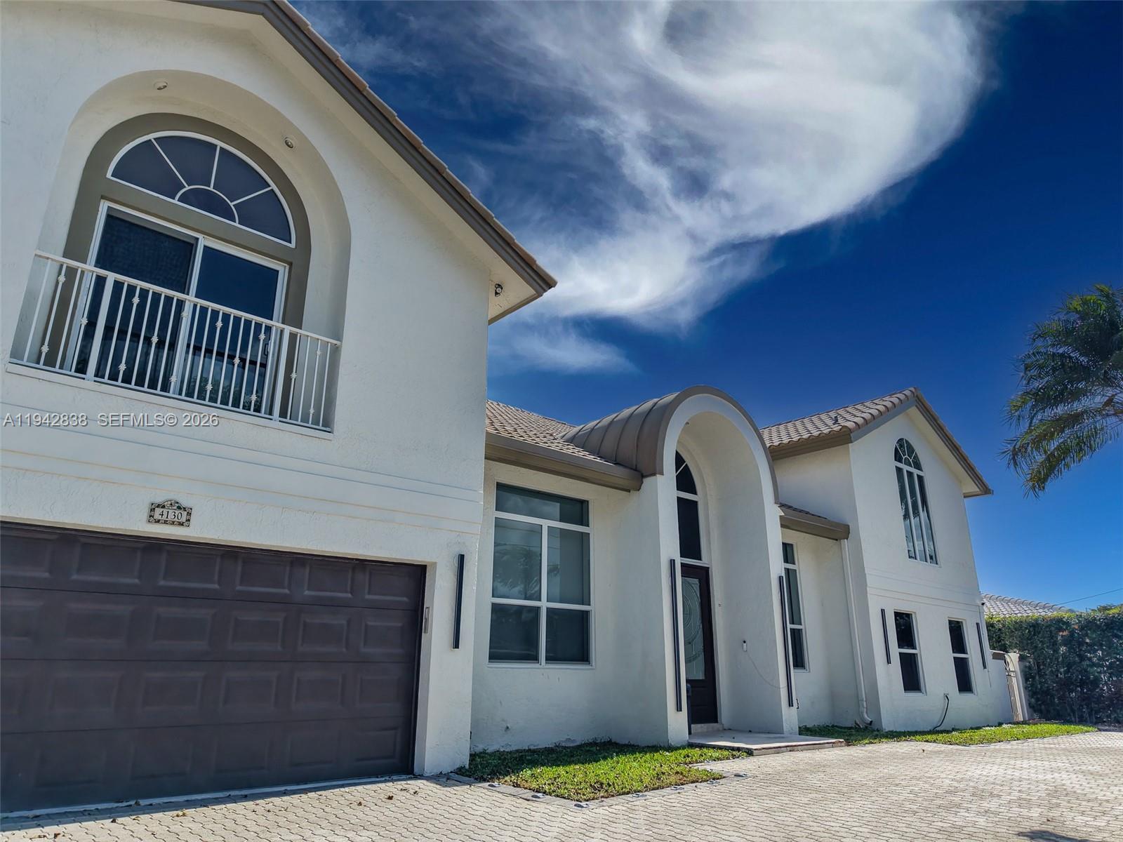 VENETIAN ISLES 3RD SEC - Residential