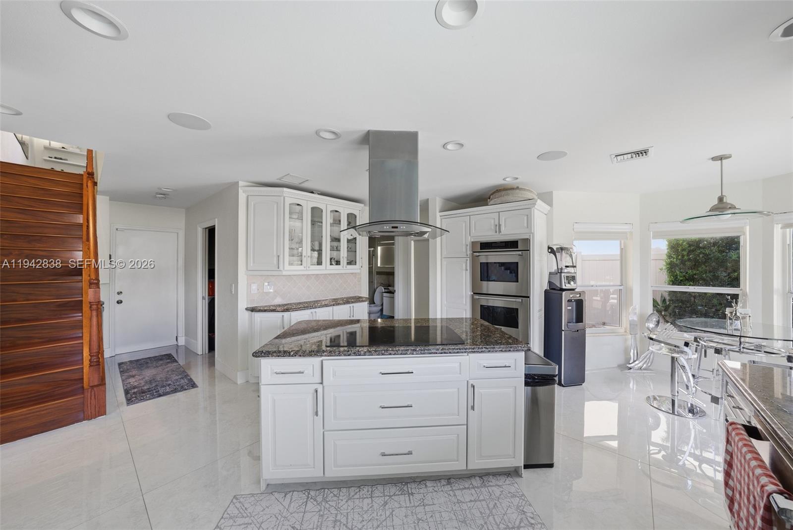 VENETIAN ISLES 3RD SEC - Residential