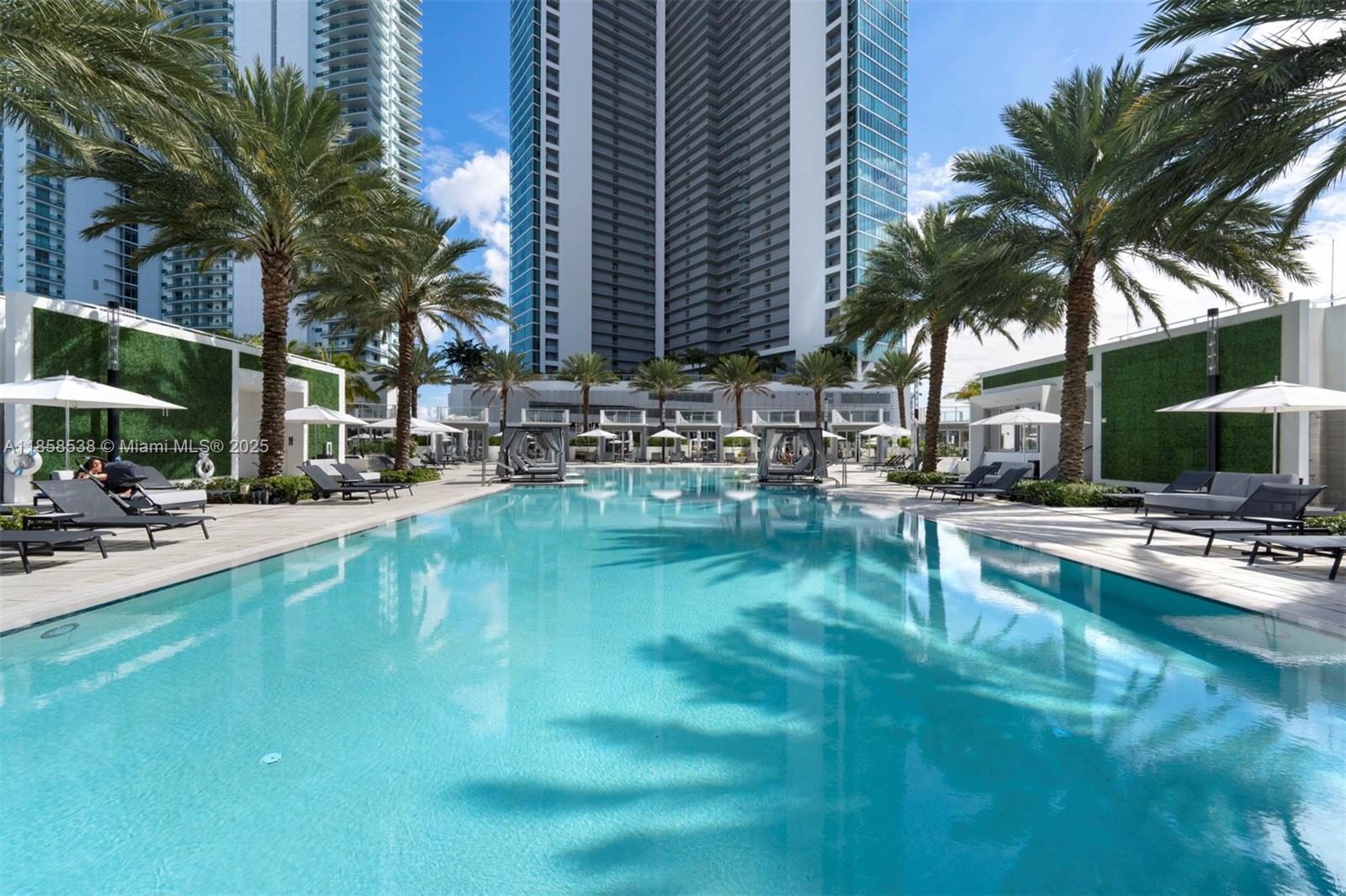 PARAMOUNT MIAMI WORLDCENT - Residential