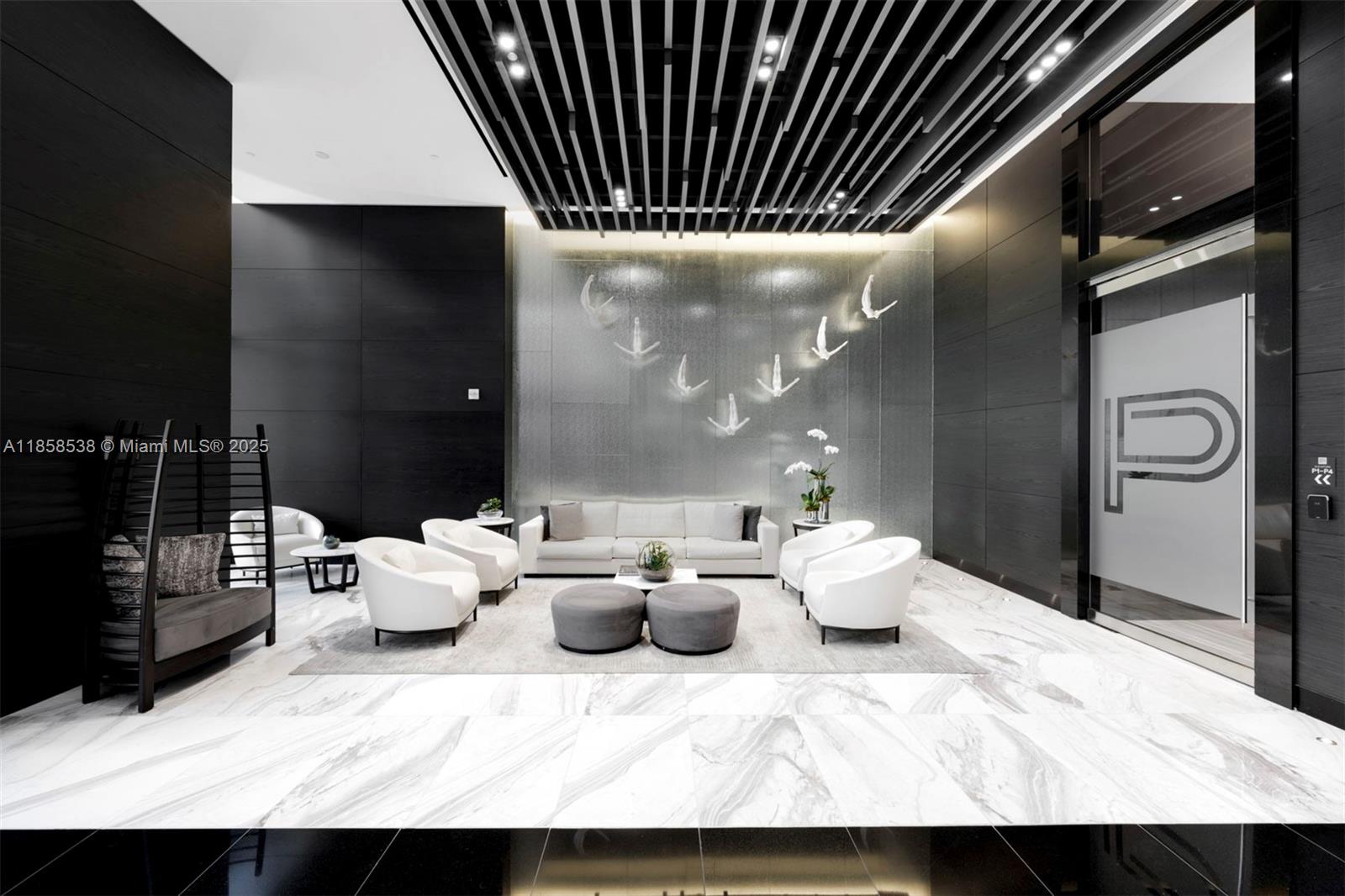 PARAMOUNT MIAMI WORLDCENT - Residential