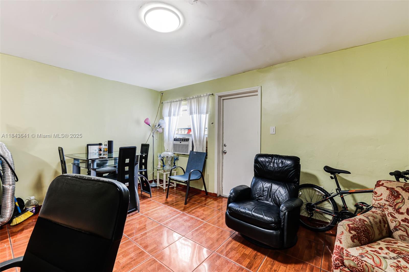 1ST ADDN PINEWOOD PK - Residential Income