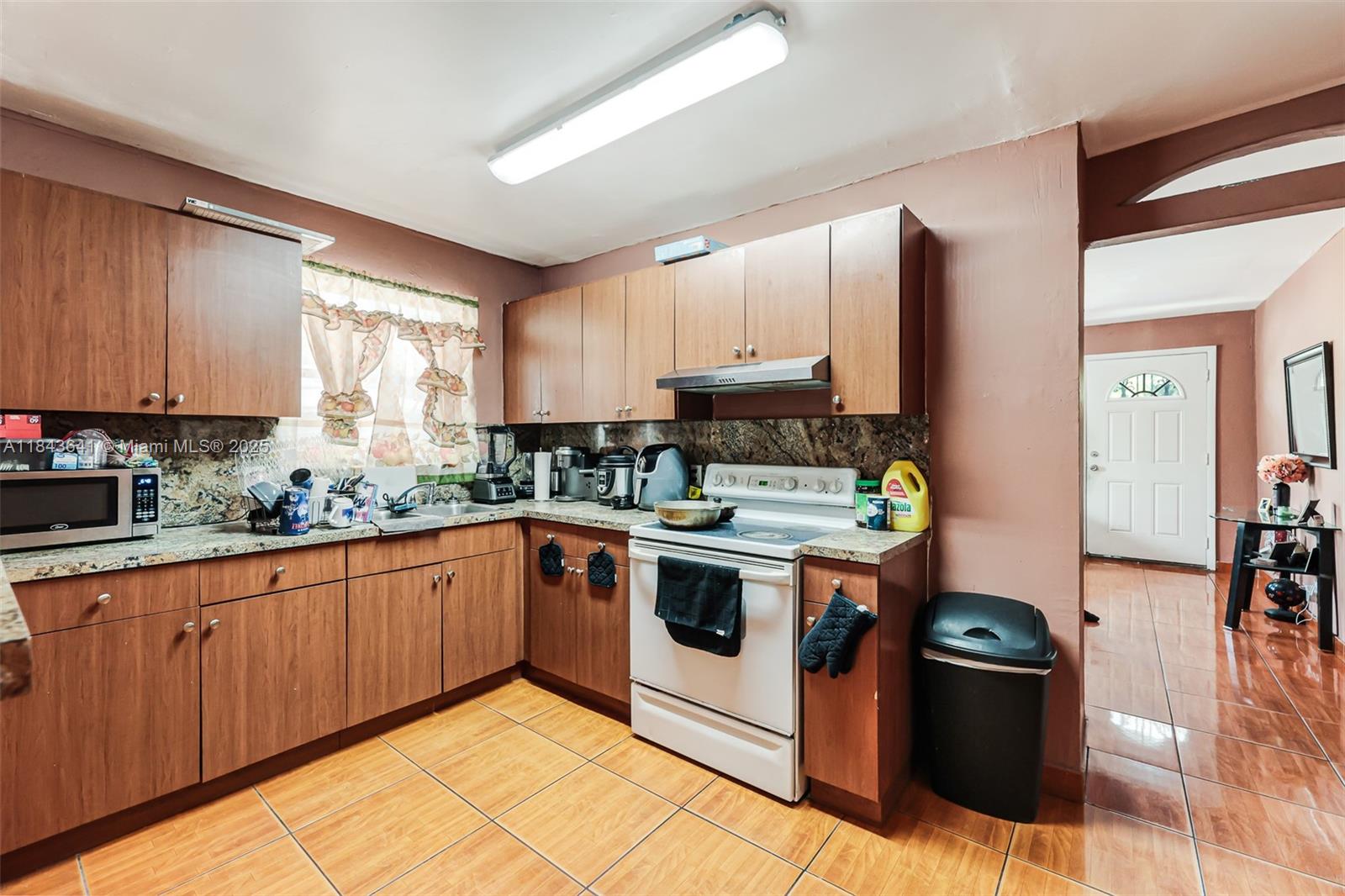 1ST ADDN PINEWOOD PK - Residential Income