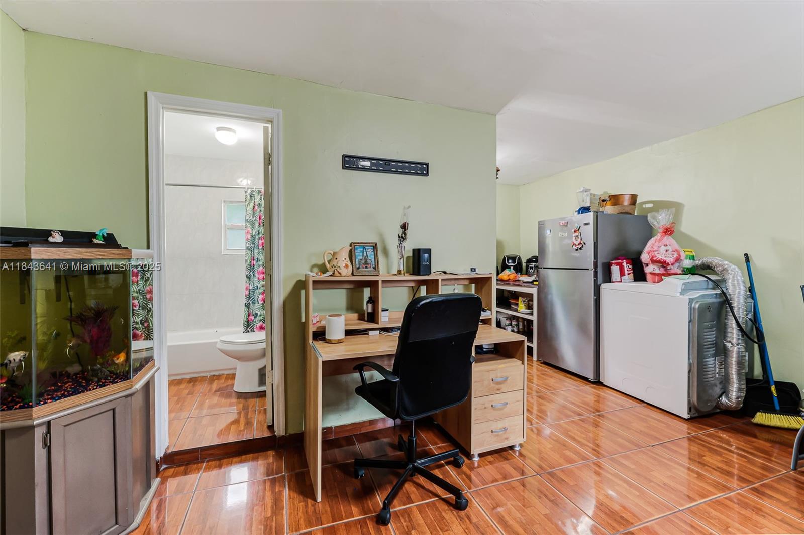 1ST ADDN PINEWOOD PK - Residential Income