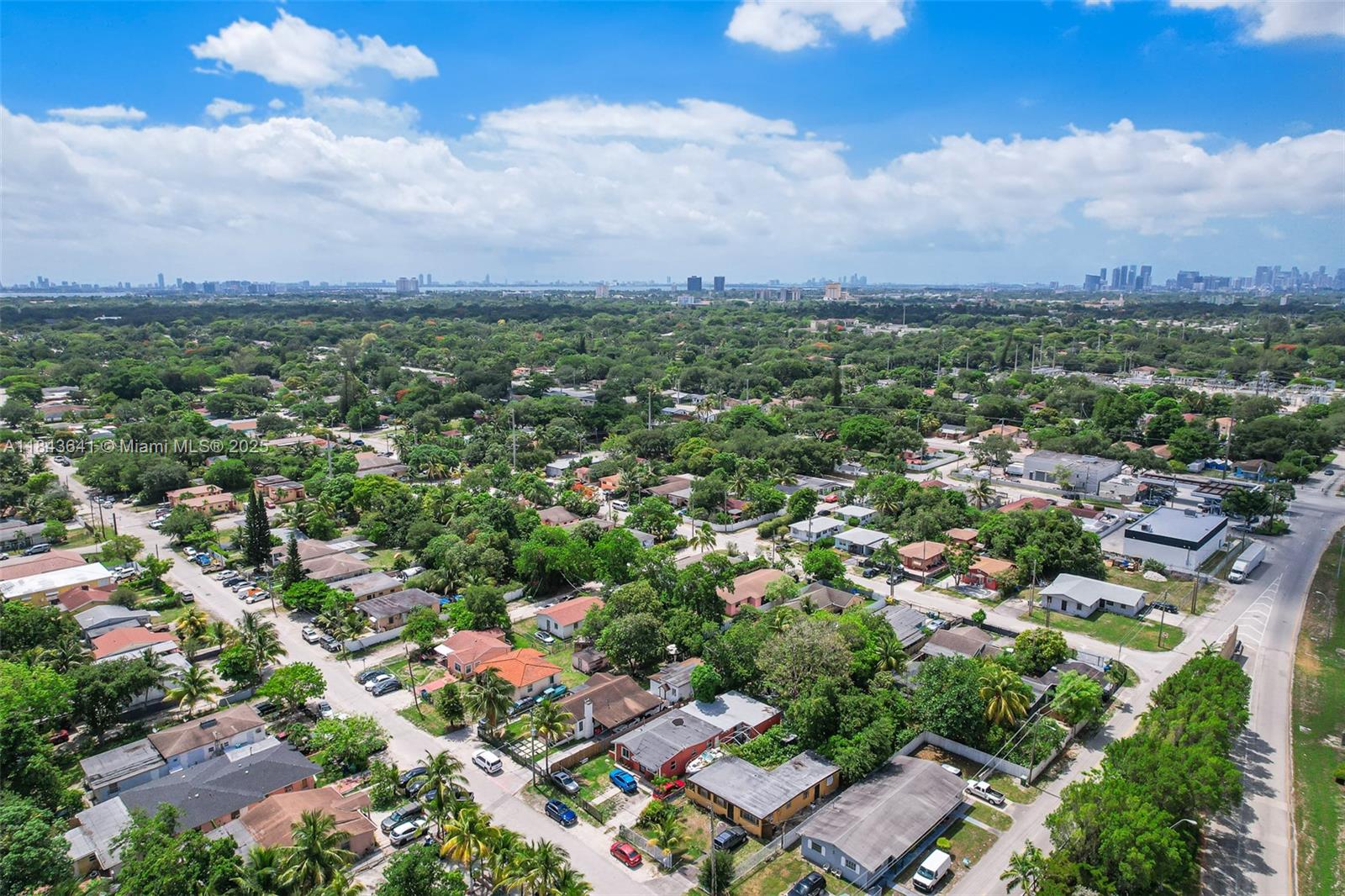 1ST ADDN PINEWOOD PK - Residential Income