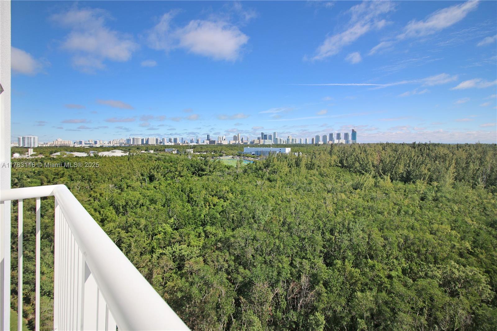 THE OAKS I CONDO - Residential