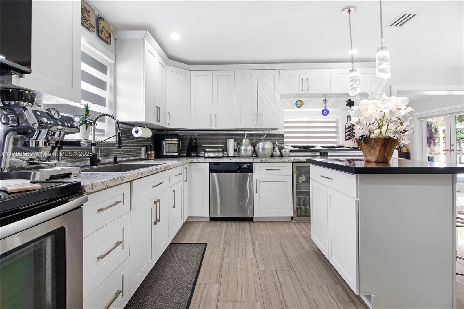 DARLINGTON MANOR - Residential