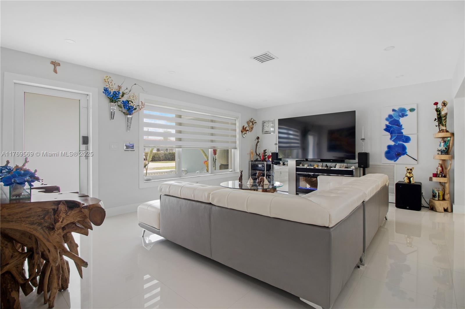 DARLINGTON MANOR - Residential