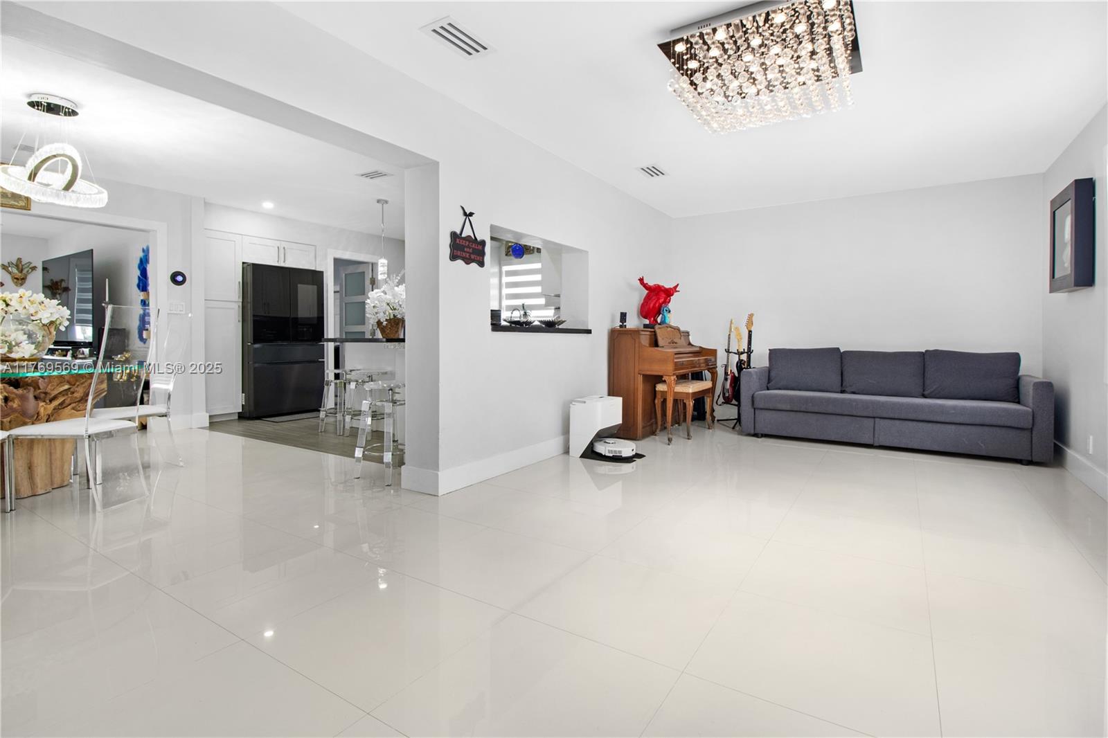 DARLINGTON MANOR - Residential