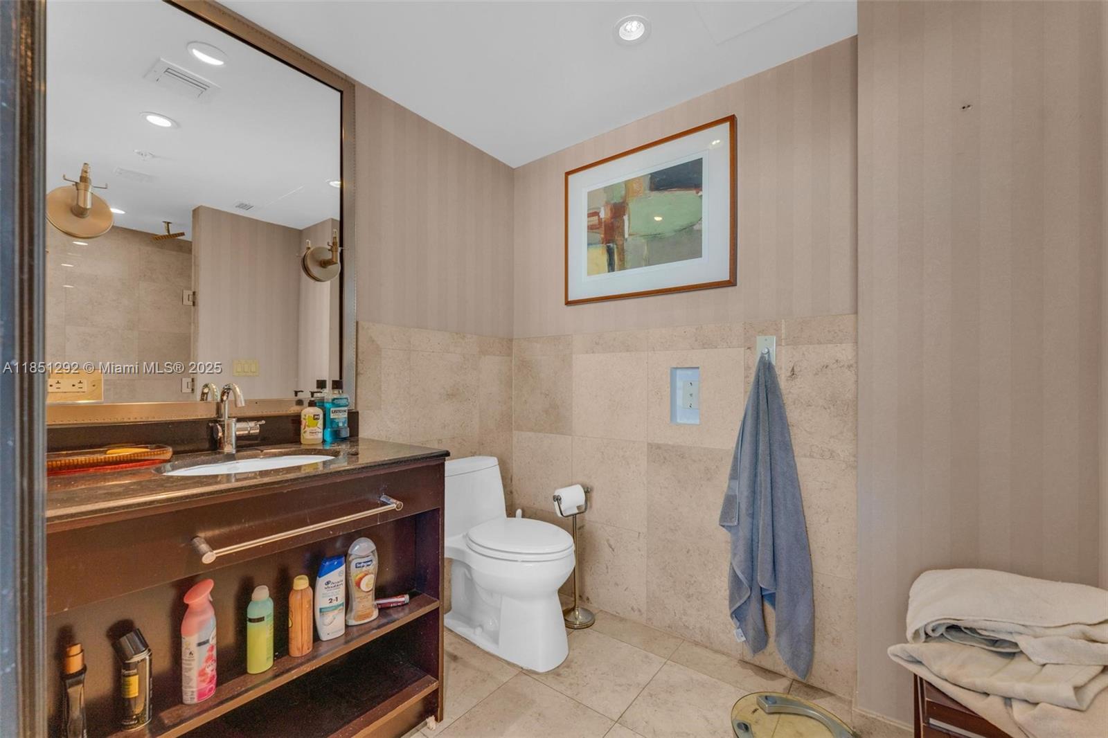 DE SOLEIL S BCH RESIDENTI - Residential