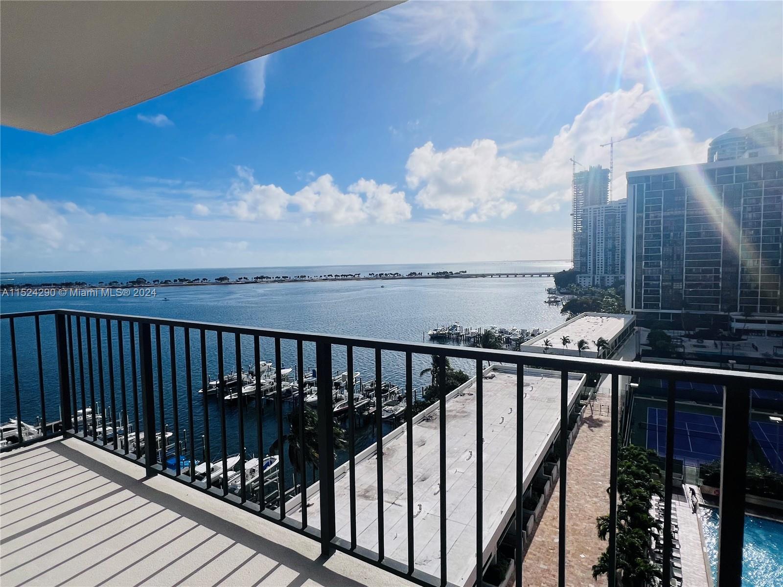 BRICKELL PLACE CONDO - Residential Lease