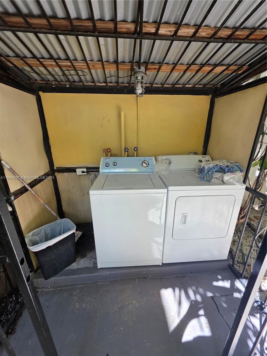 ALTOS DEL MAR NO 3 - Residential Lease