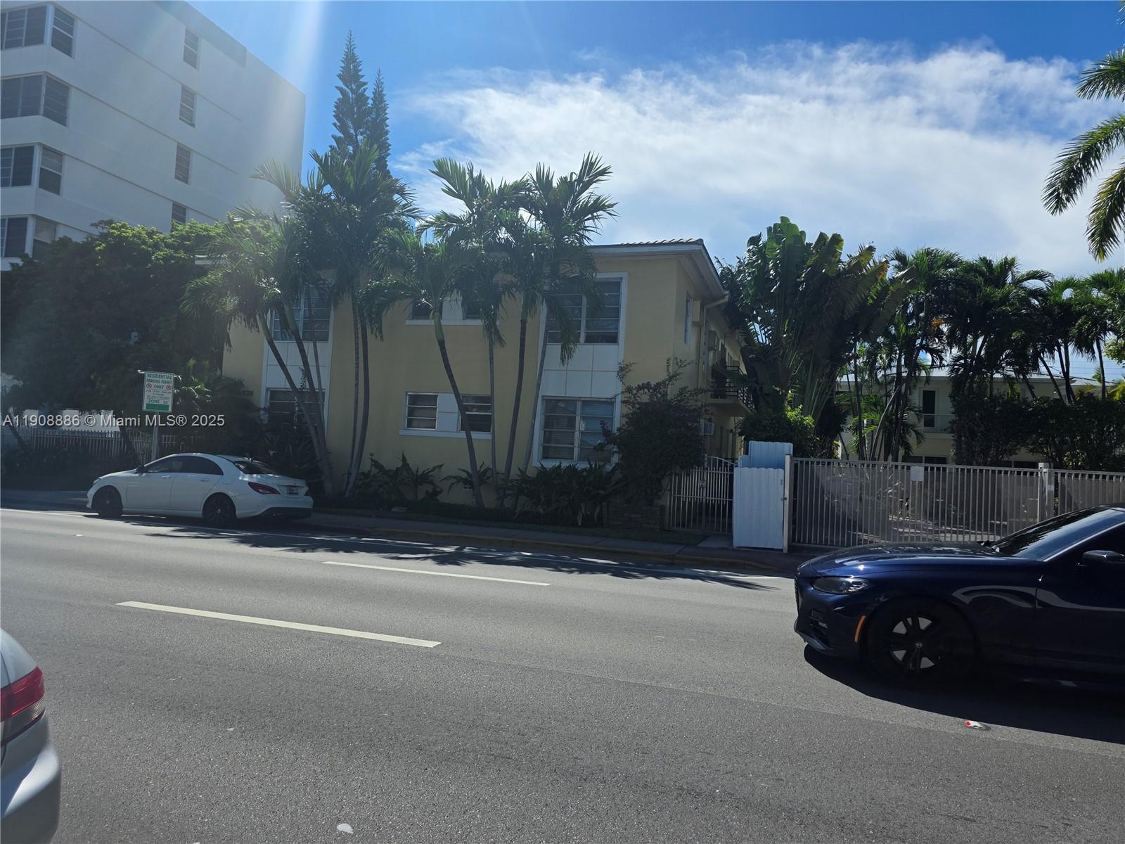 ALTOS DEL MAR NO 3 - Residential Lease