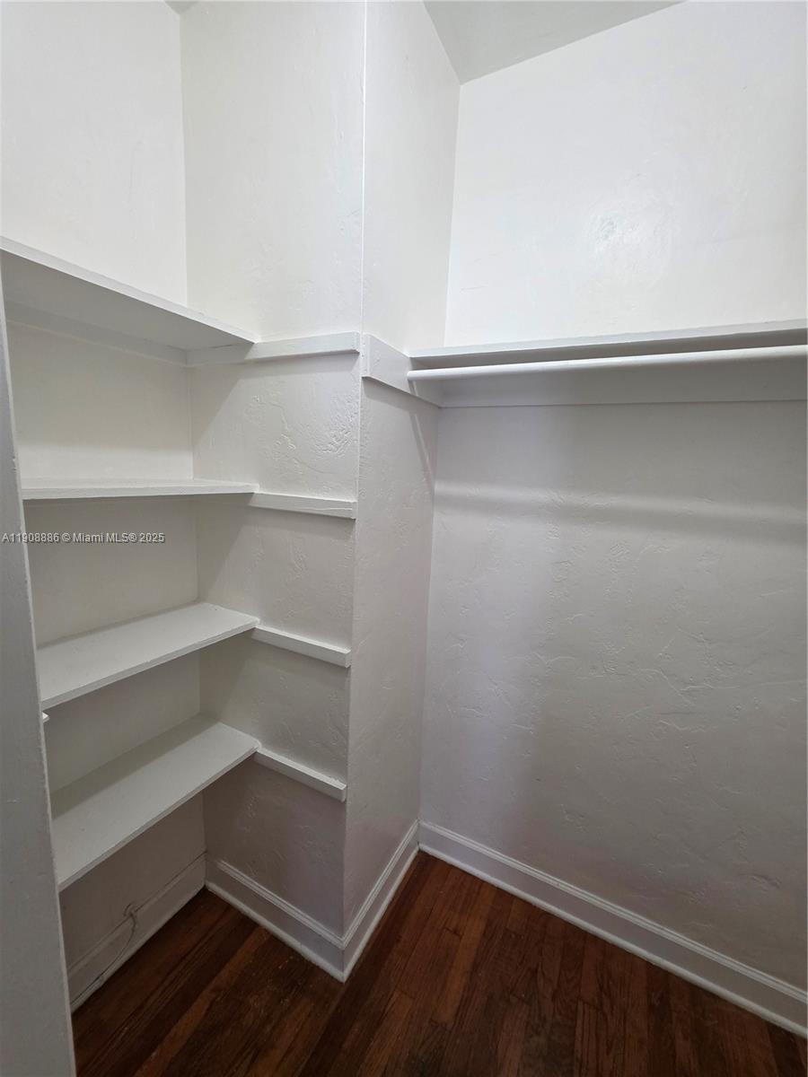 ALTOS DEL MAR NO 3 - Residential Lease