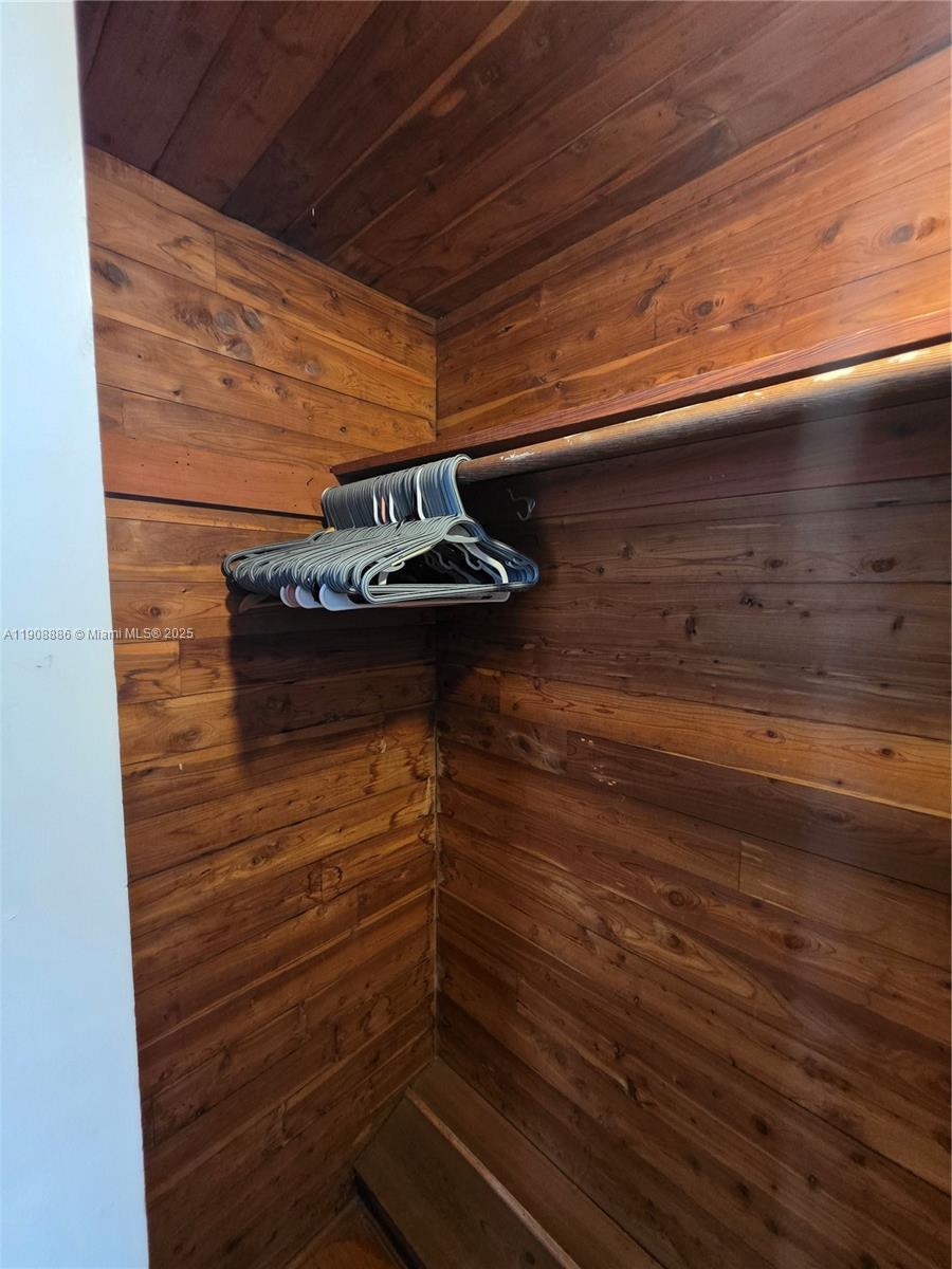 ALTOS DEL MAR NO 3 - Residential Lease