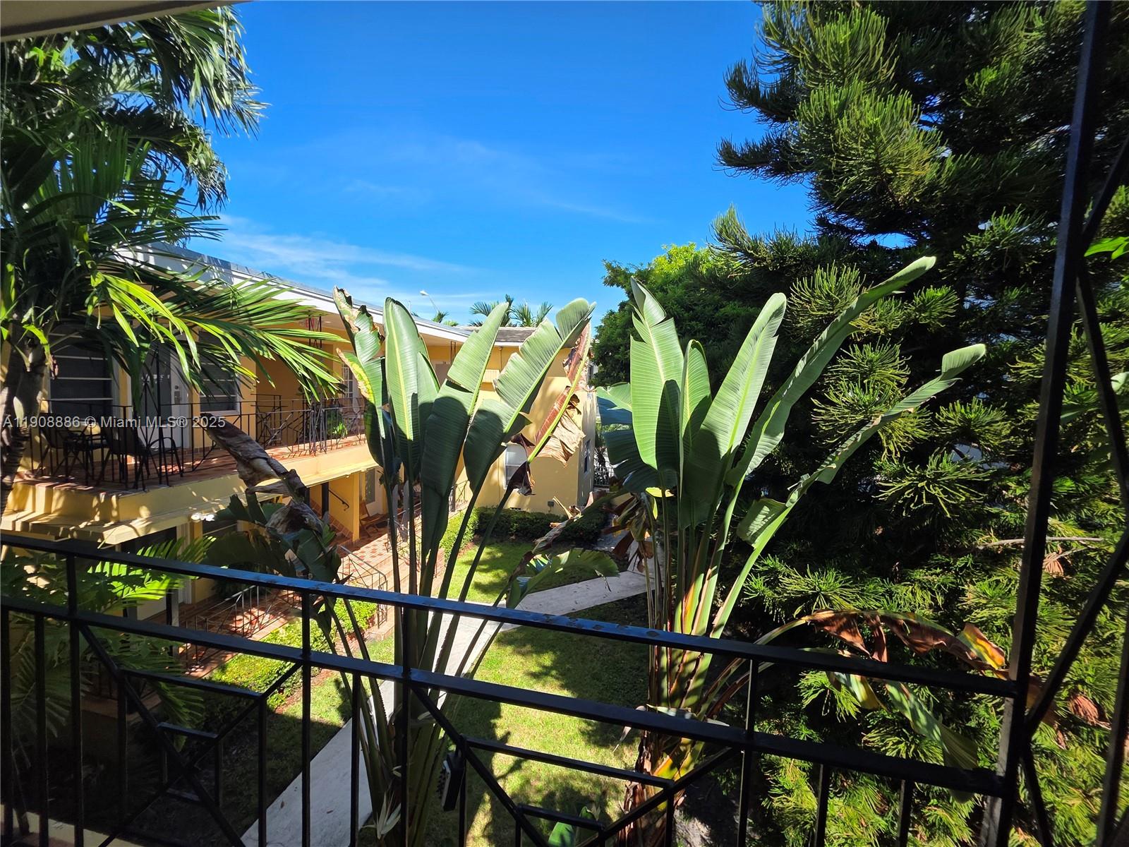 ALTOS DEL MAR NO 3 - Residential Lease