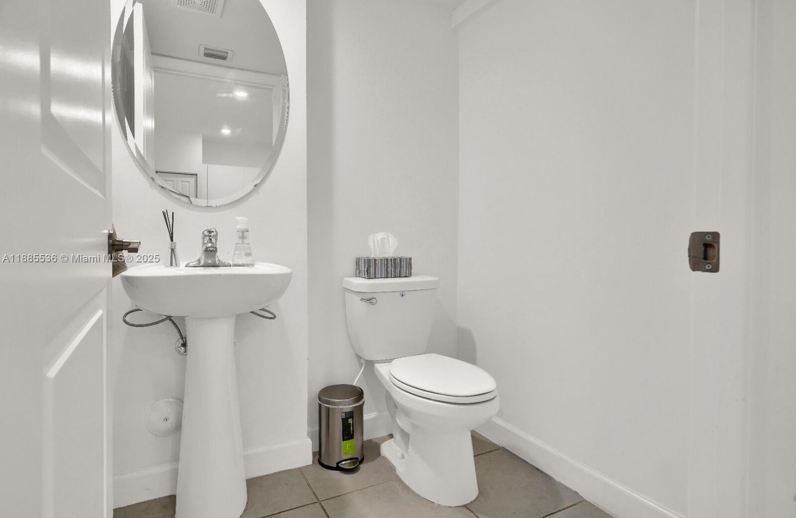 VISTA LAGO - Residential