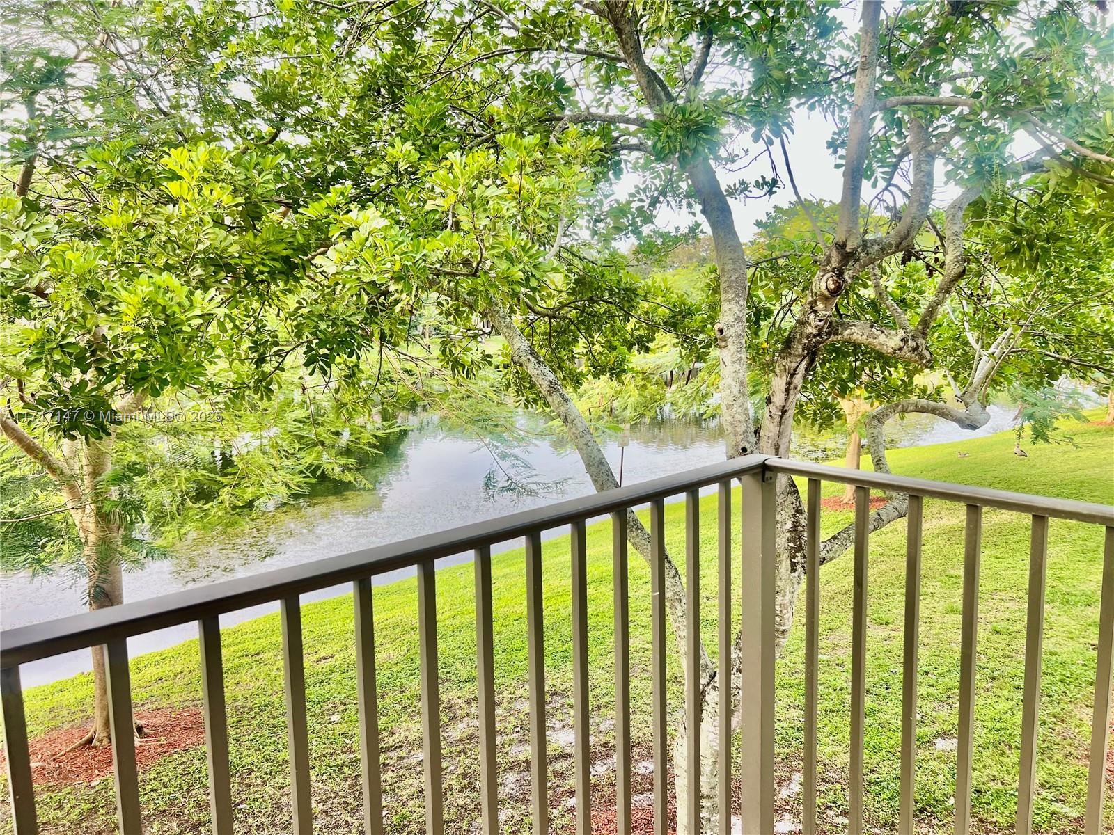 115 Gardens Dr 203