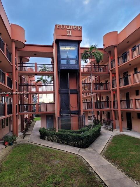 ALAMEDA TOWER 2 CONDO - Residential