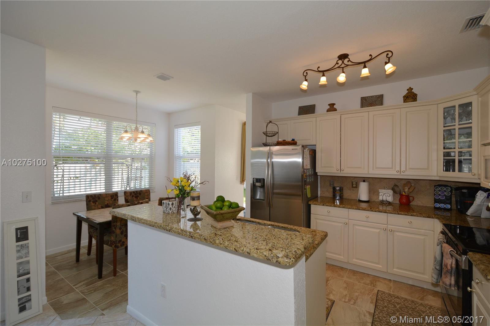 TOWNGATE - Residential