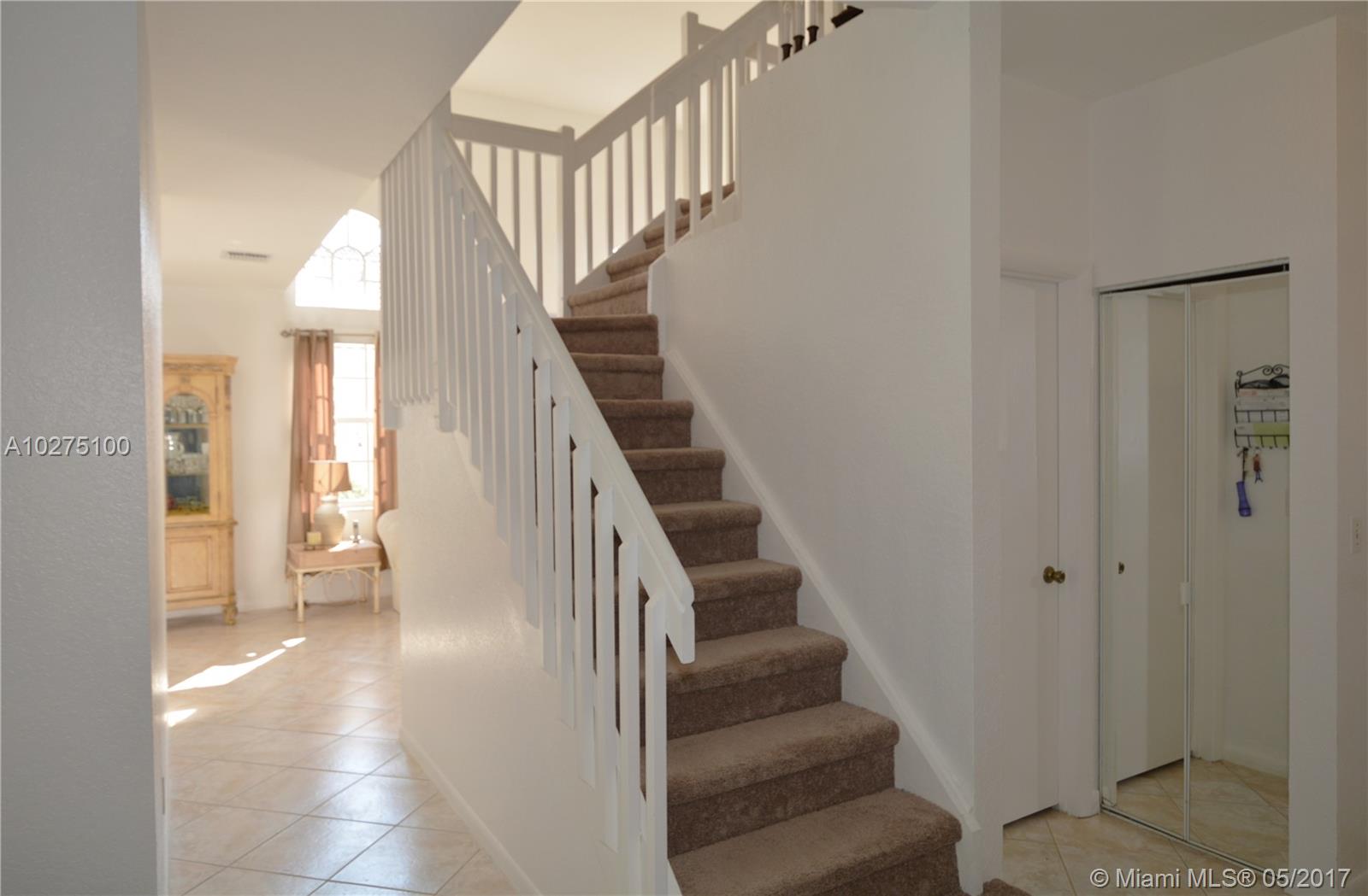 TOWNGATE - Residential