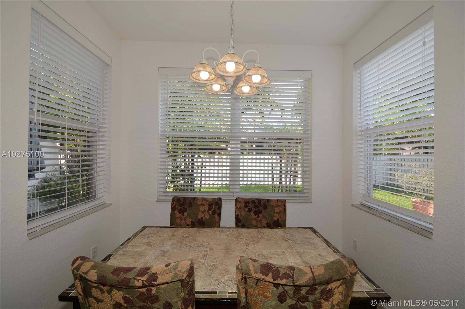 TOWNGATE - Residential