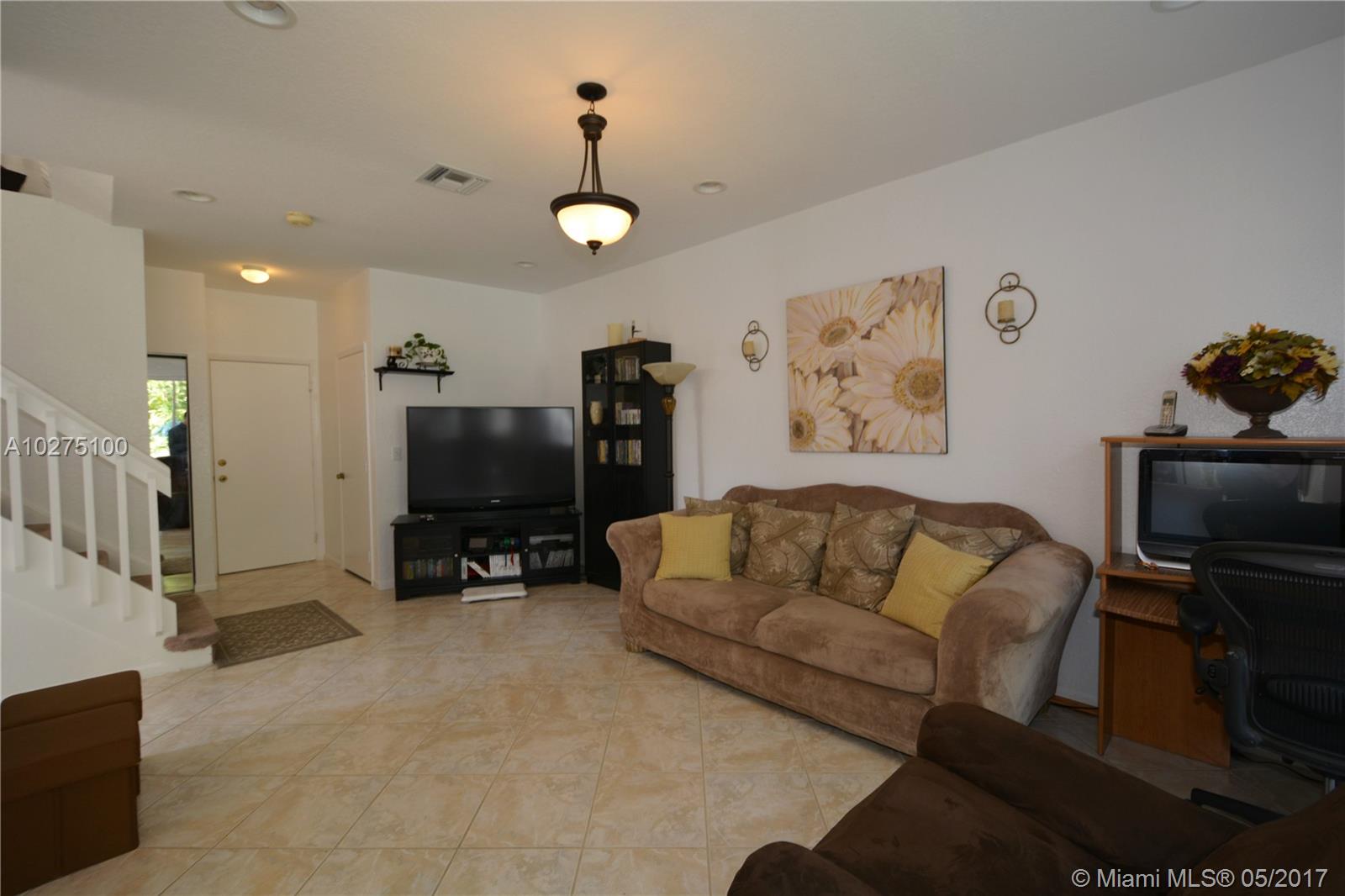 TOWNGATE - Residential