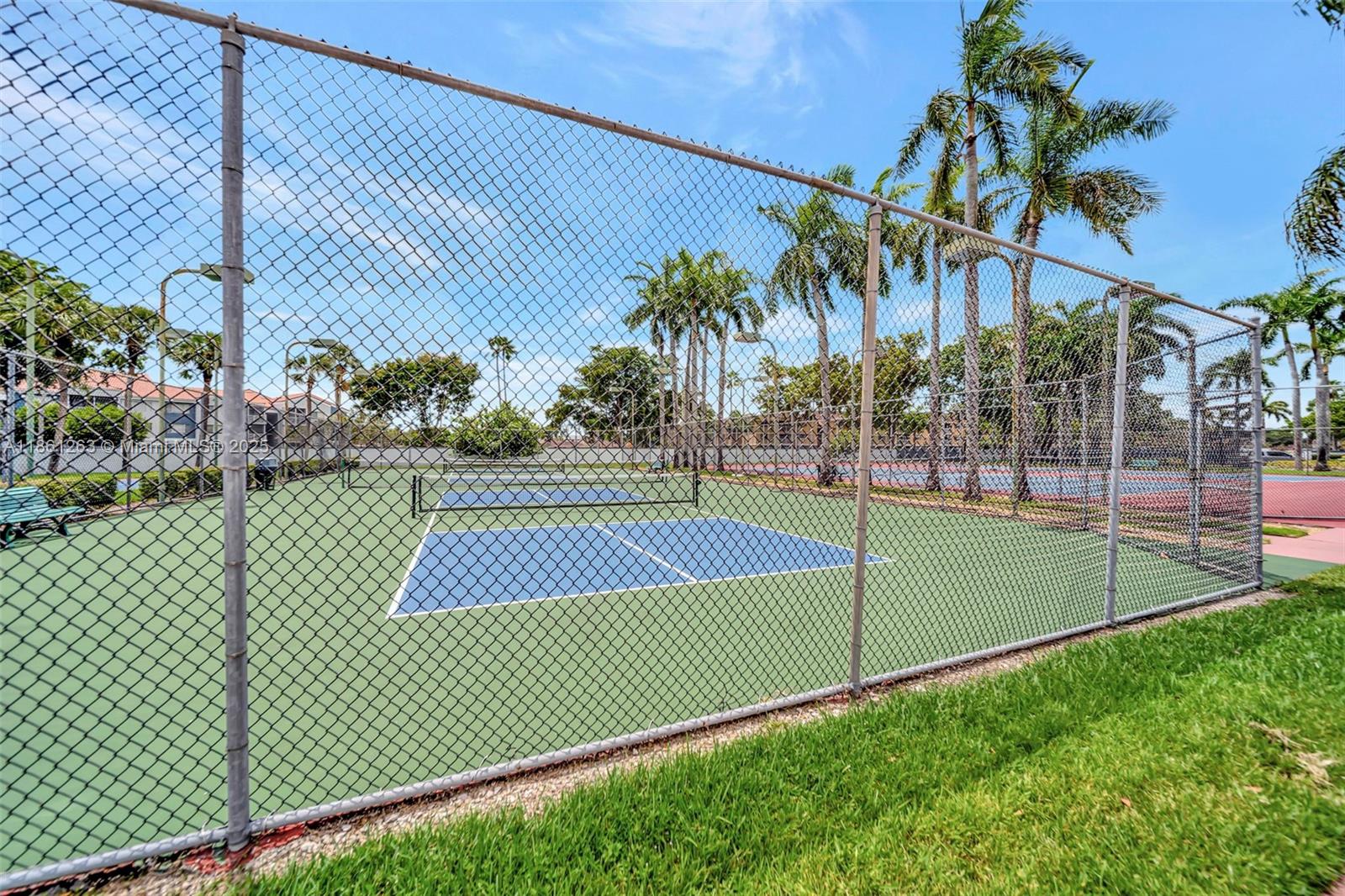 MOORS POINTE CONDO - Residential