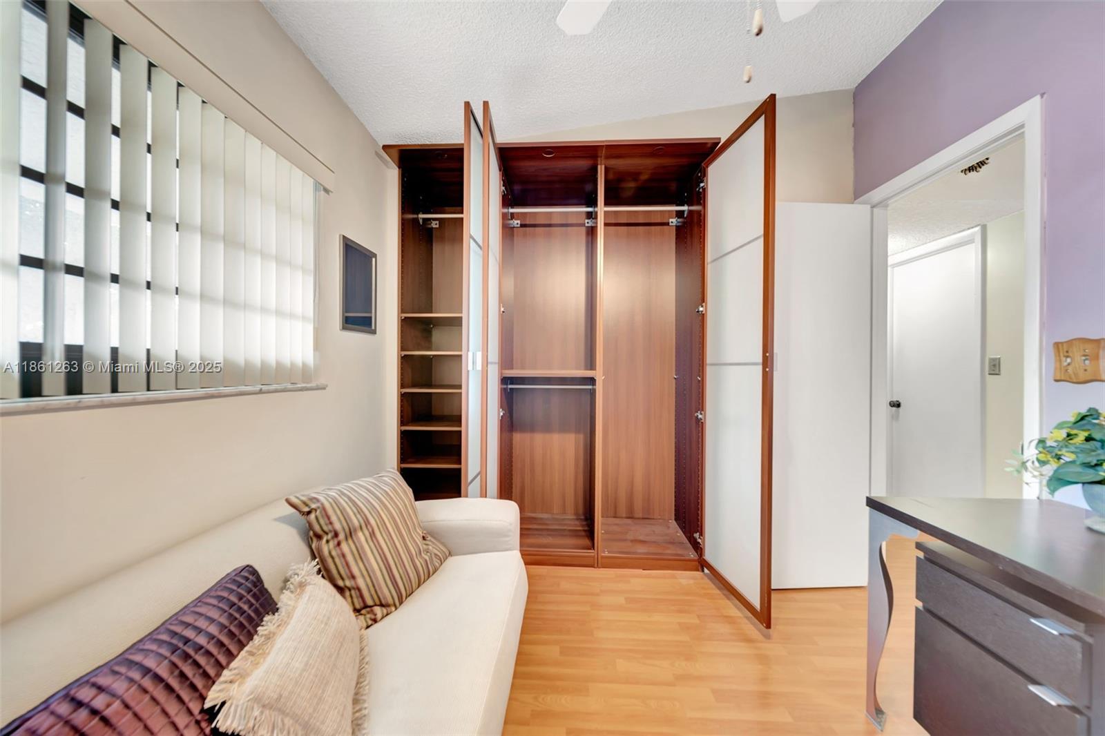 MOORS POINTE CONDO - Residential