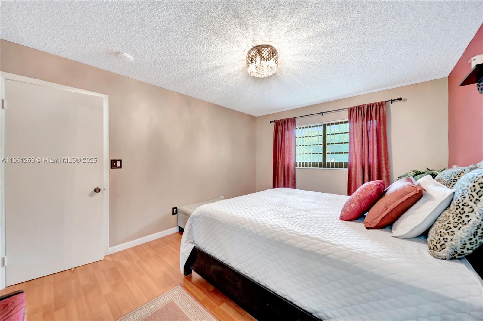 MOORS POINTE CONDO - Residential