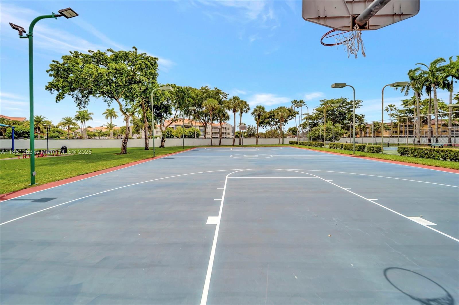 MOORS POINTE CONDO - Residential