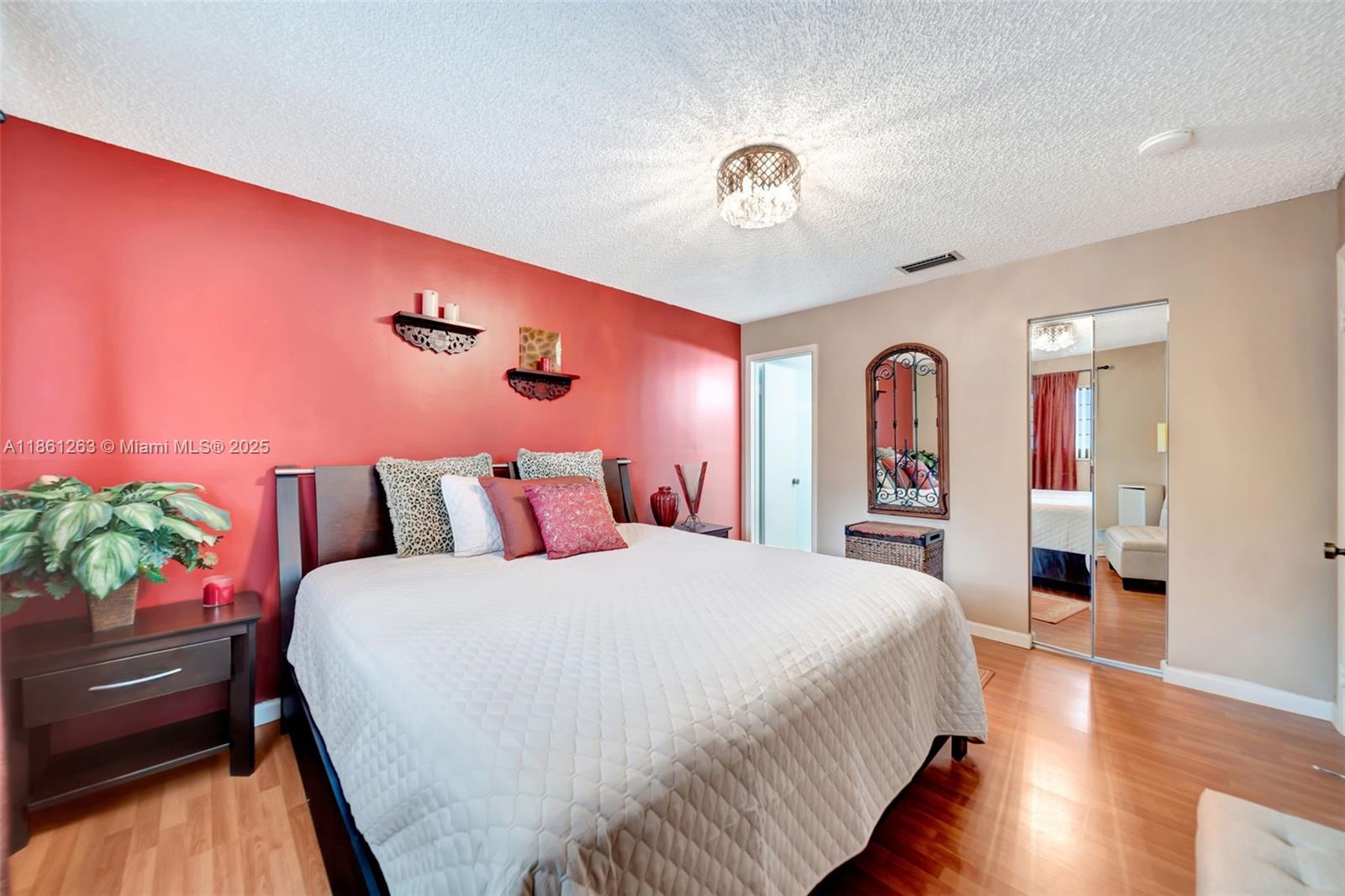 MOORS POINTE CONDO - Residential