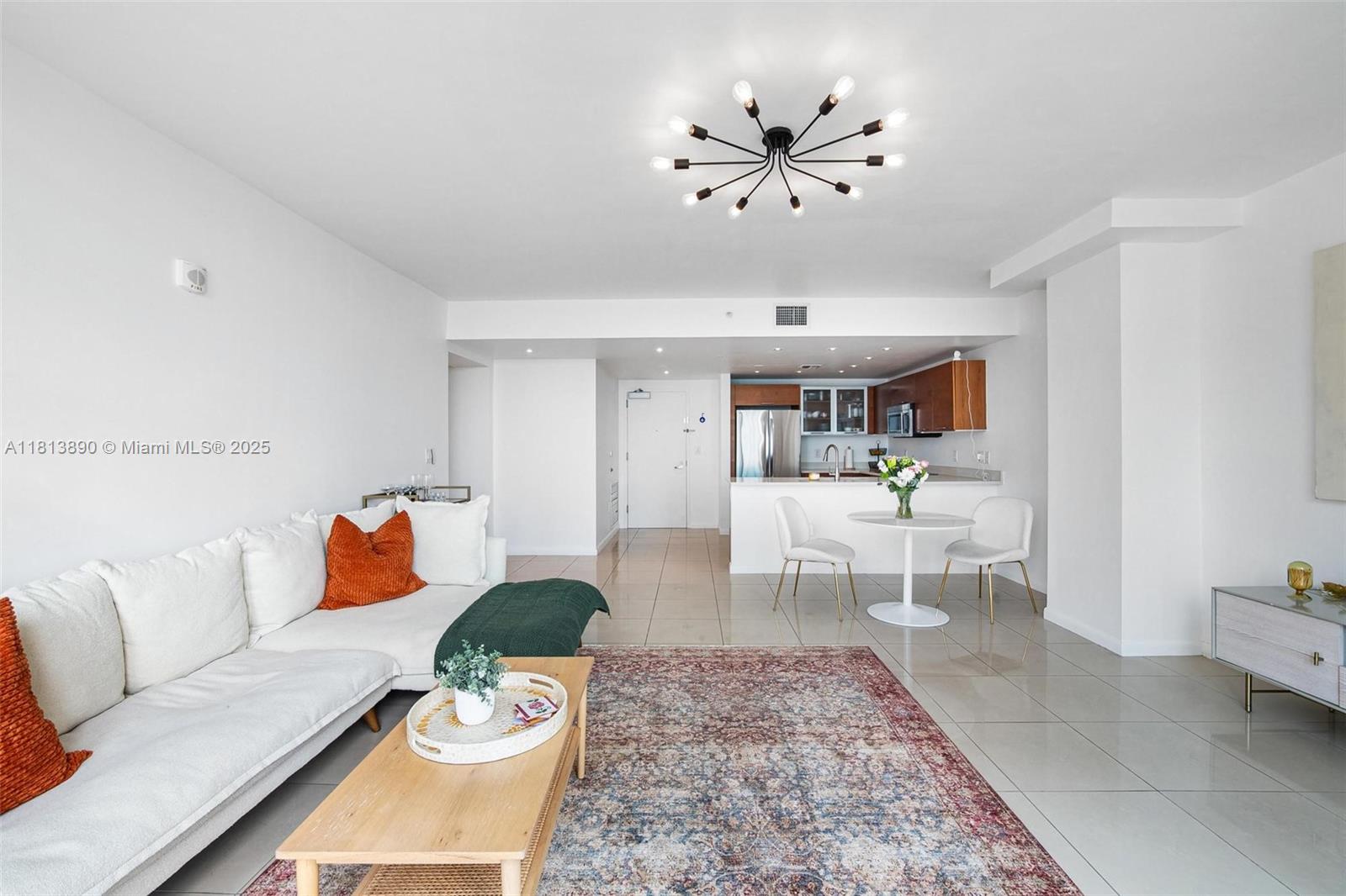 MIDBLOCK MIAMI CONDO - Residential