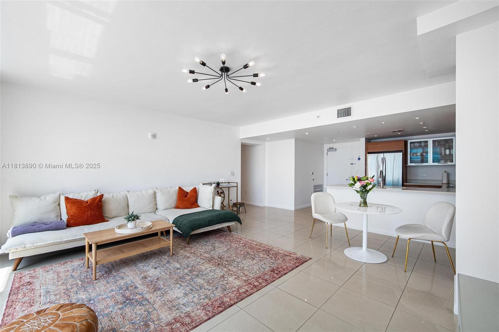MIDBLOCK MIAMI CONDO - Residential