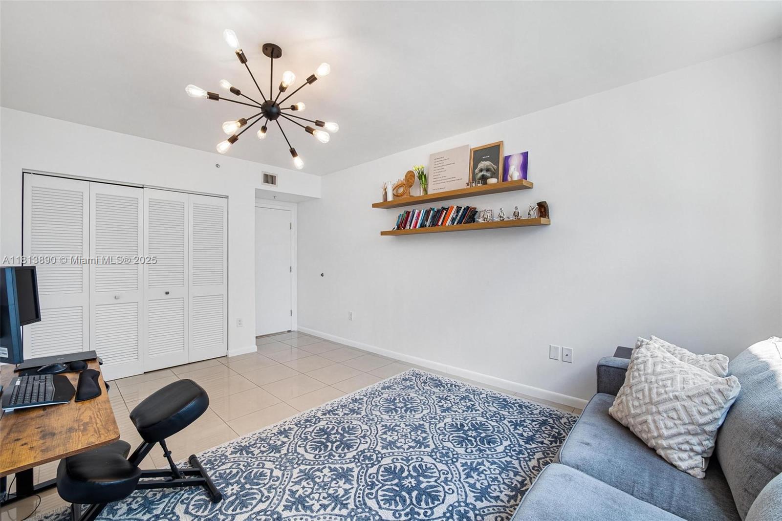 MIDBLOCK MIAMI CONDO - Residential