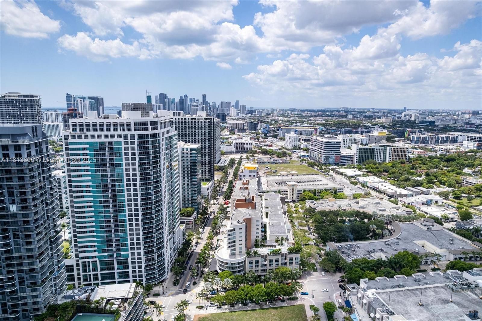 MIDBLOCK MIAMI CONDO - Residential