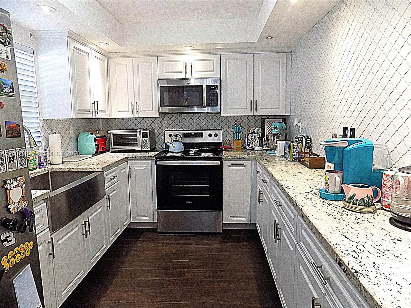 FAIRVIEW OF CALF CL CONDO - Residential