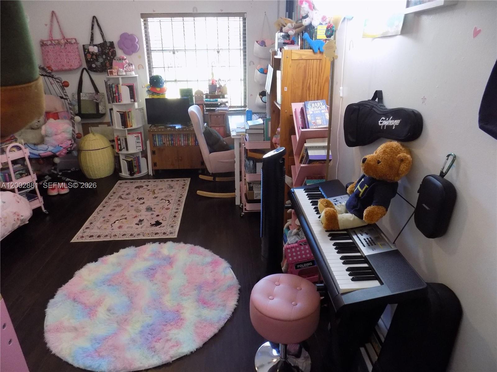 FAIRVIEW OF CALF CL CONDO - Residential