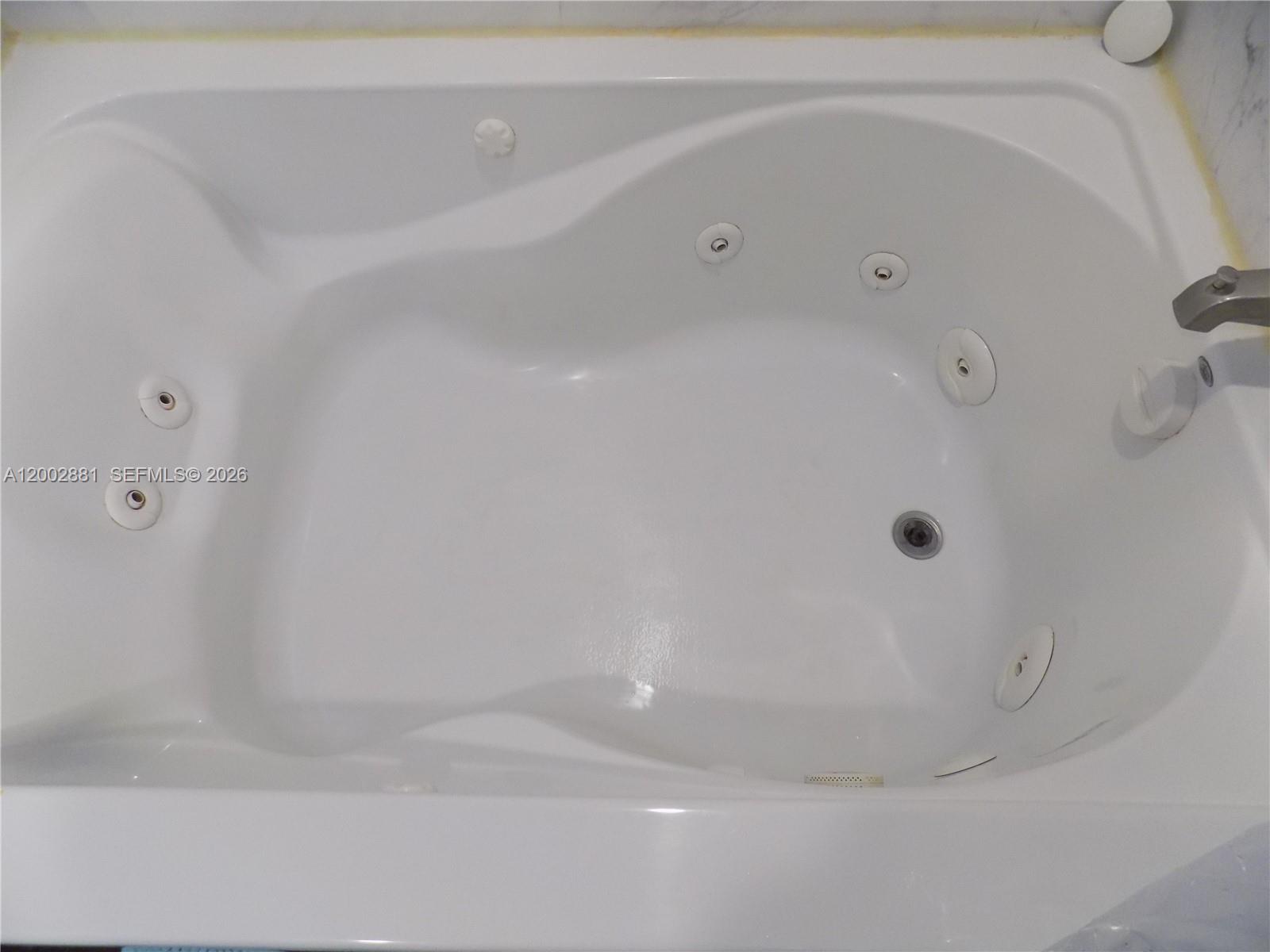 FAIRVIEW OF CALF CL CONDO - Residential