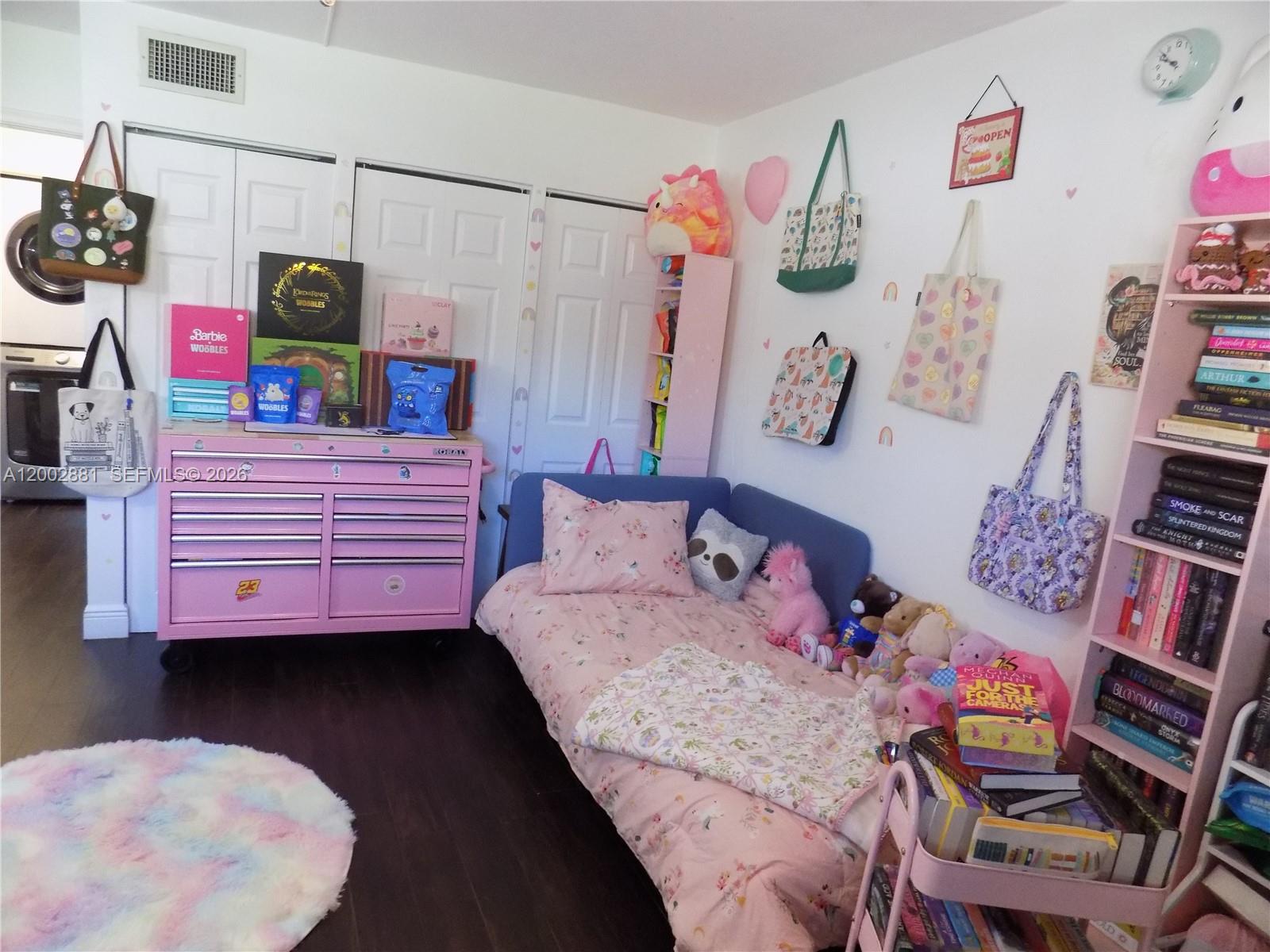 FAIRVIEW OF CALF CL CONDO - Residential