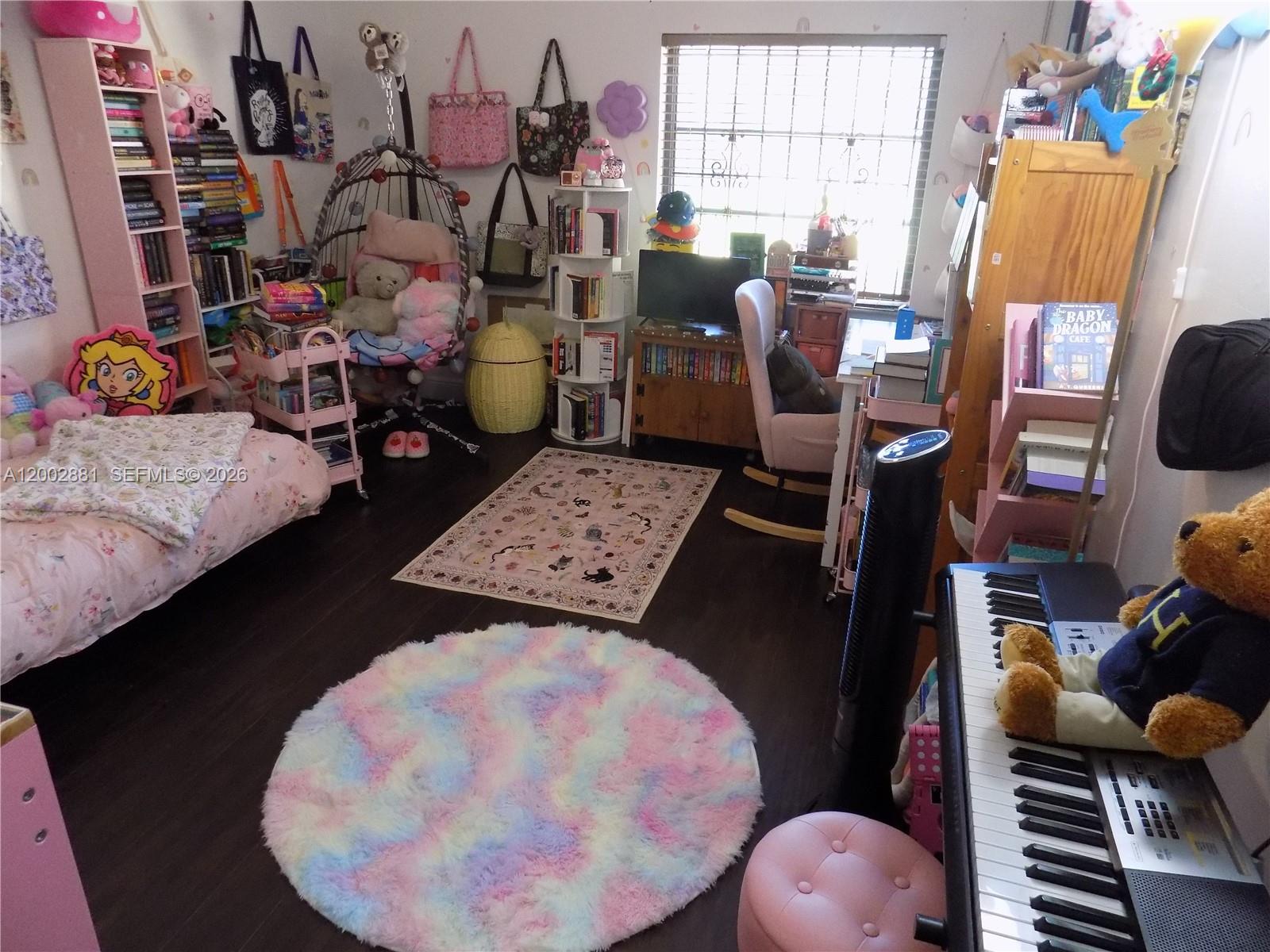 FAIRVIEW OF CALF CL CONDO - Residential