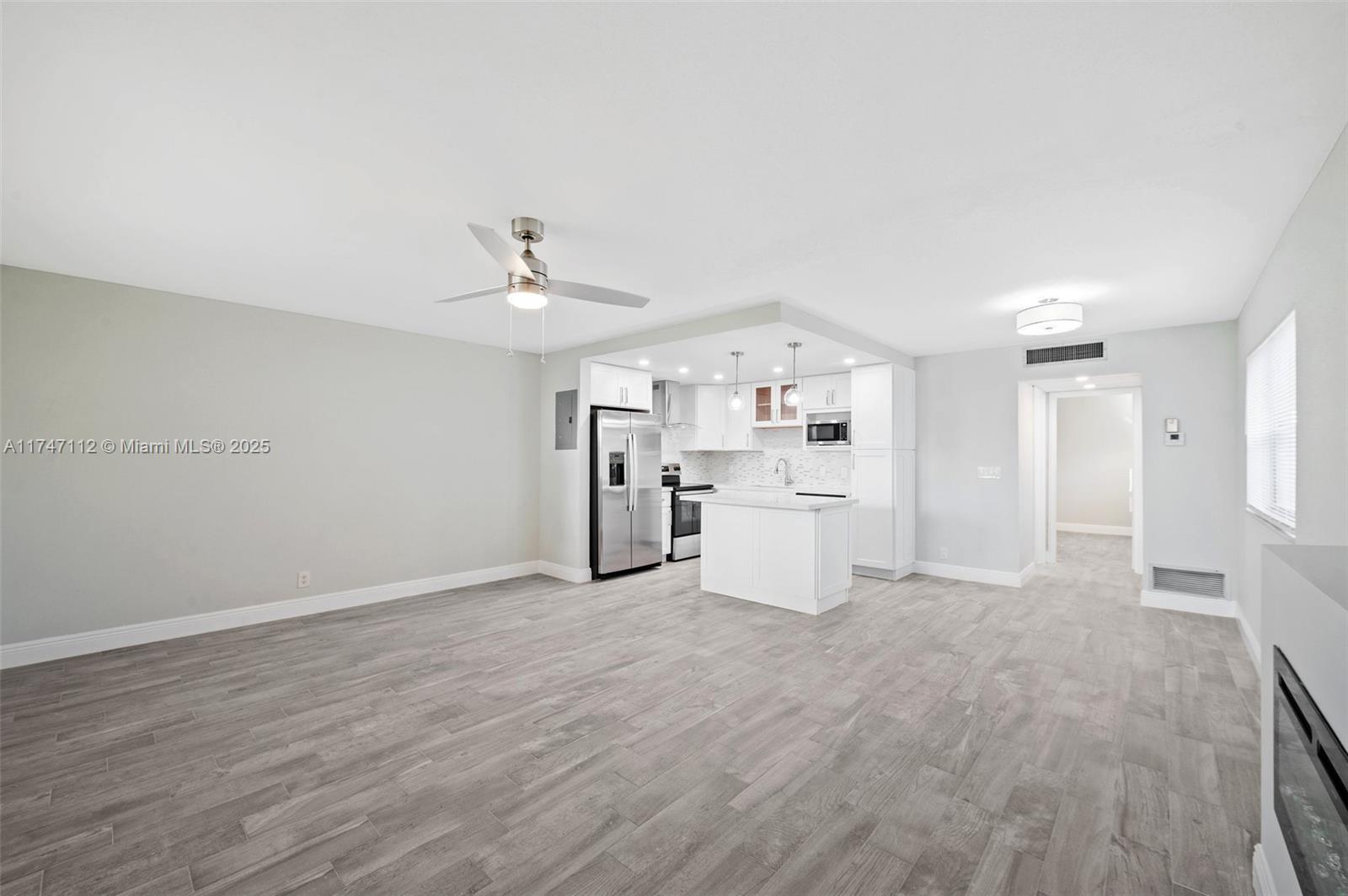 KINGS POINT BRITTANY COND - Residential Lease