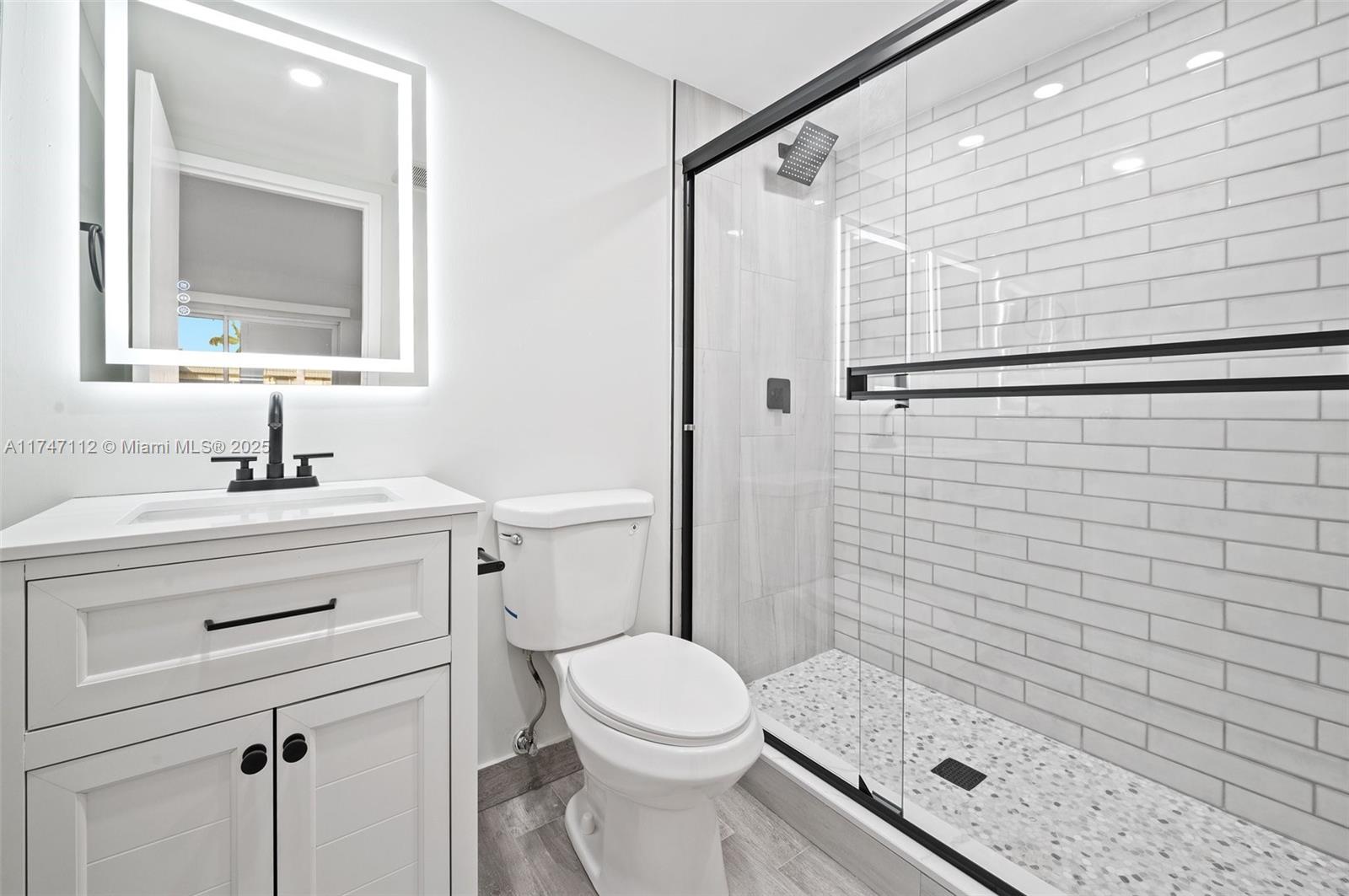 KINGS POINT BRITTANY COND - Residential Lease