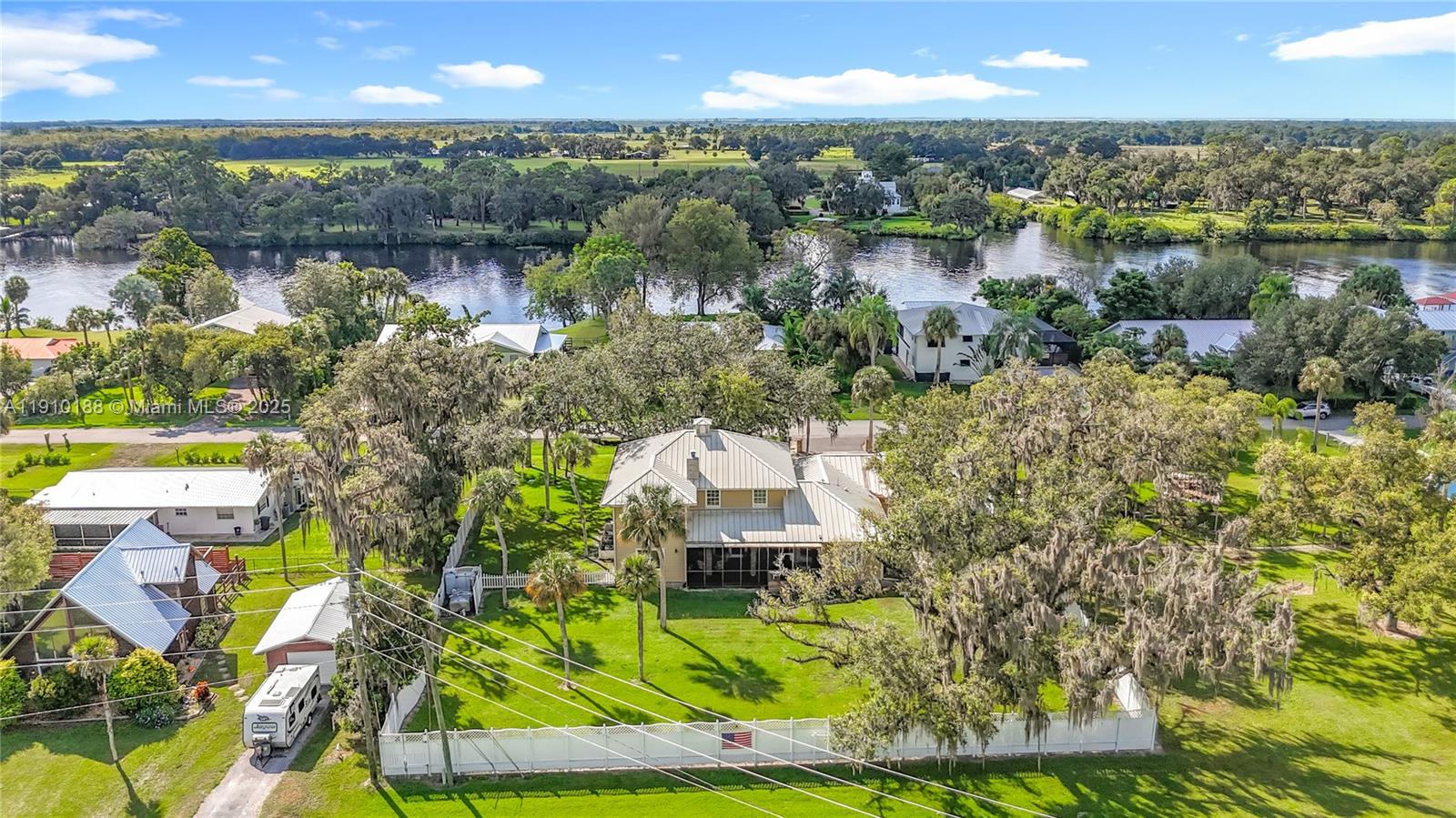 LaBelle - Residential