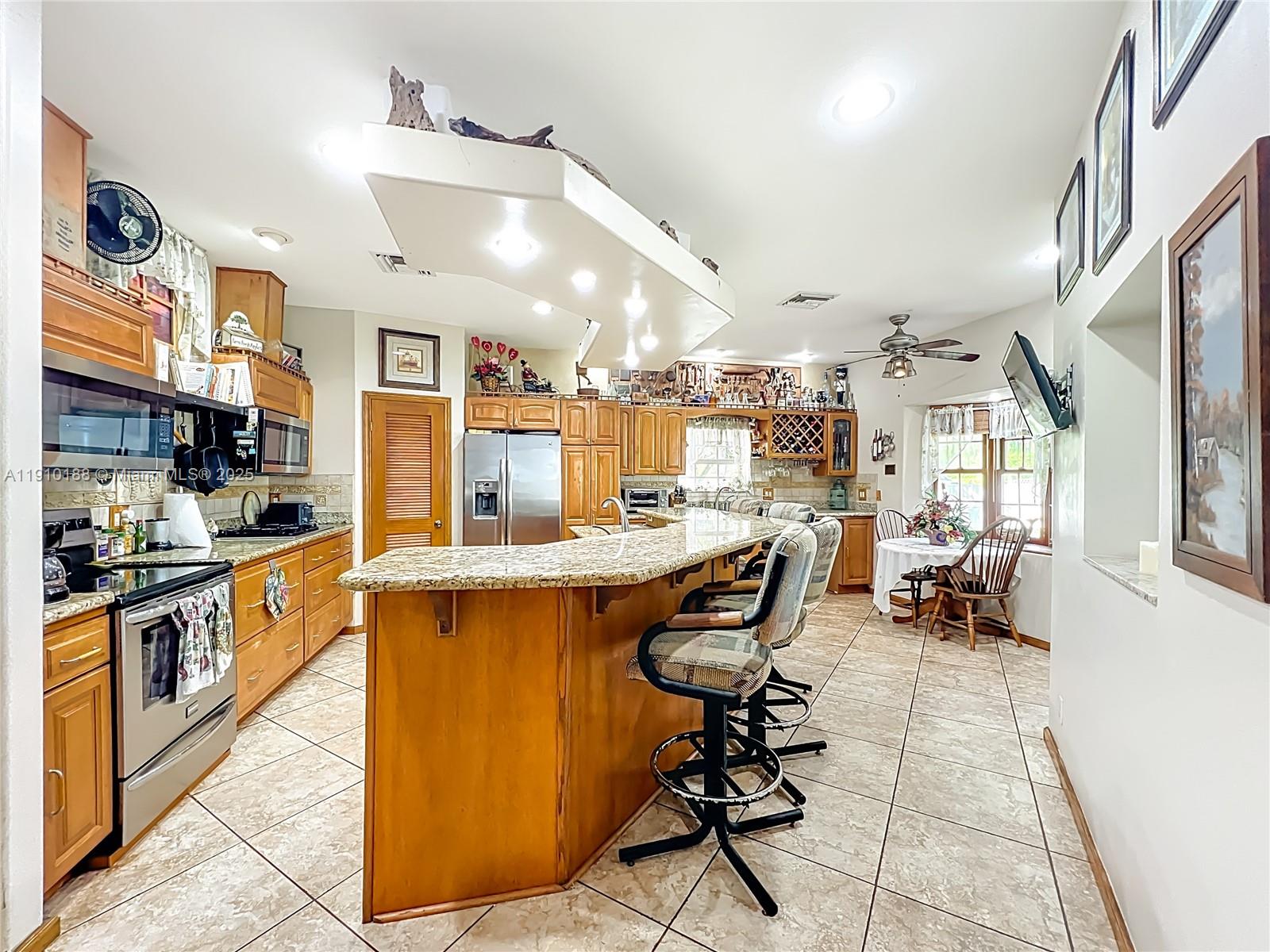 LaBelle - Residential