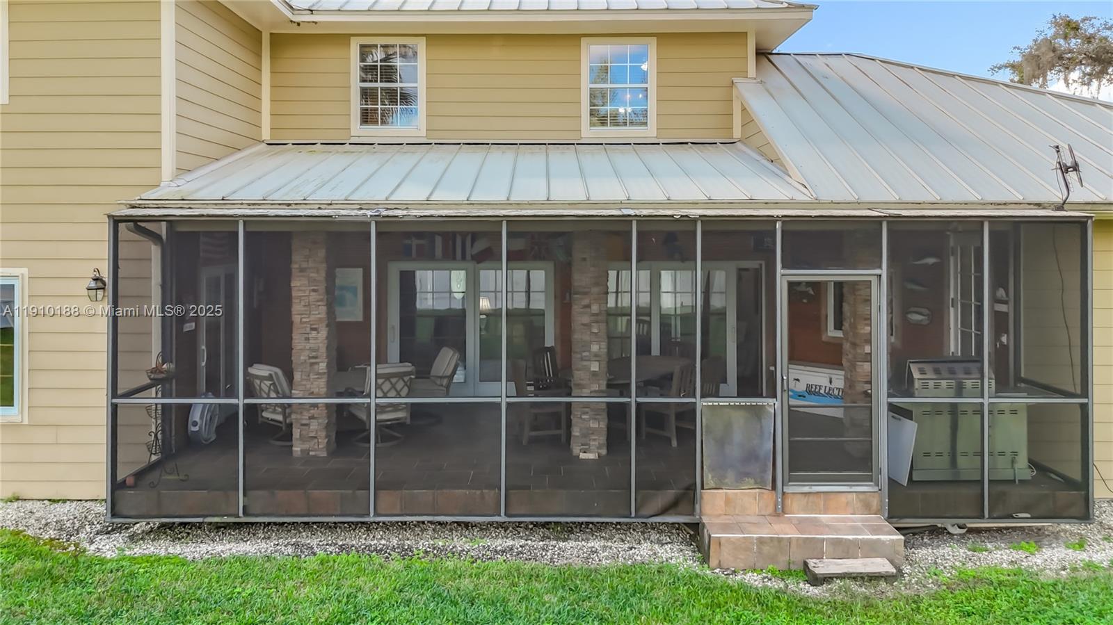 LaBelle - Residential