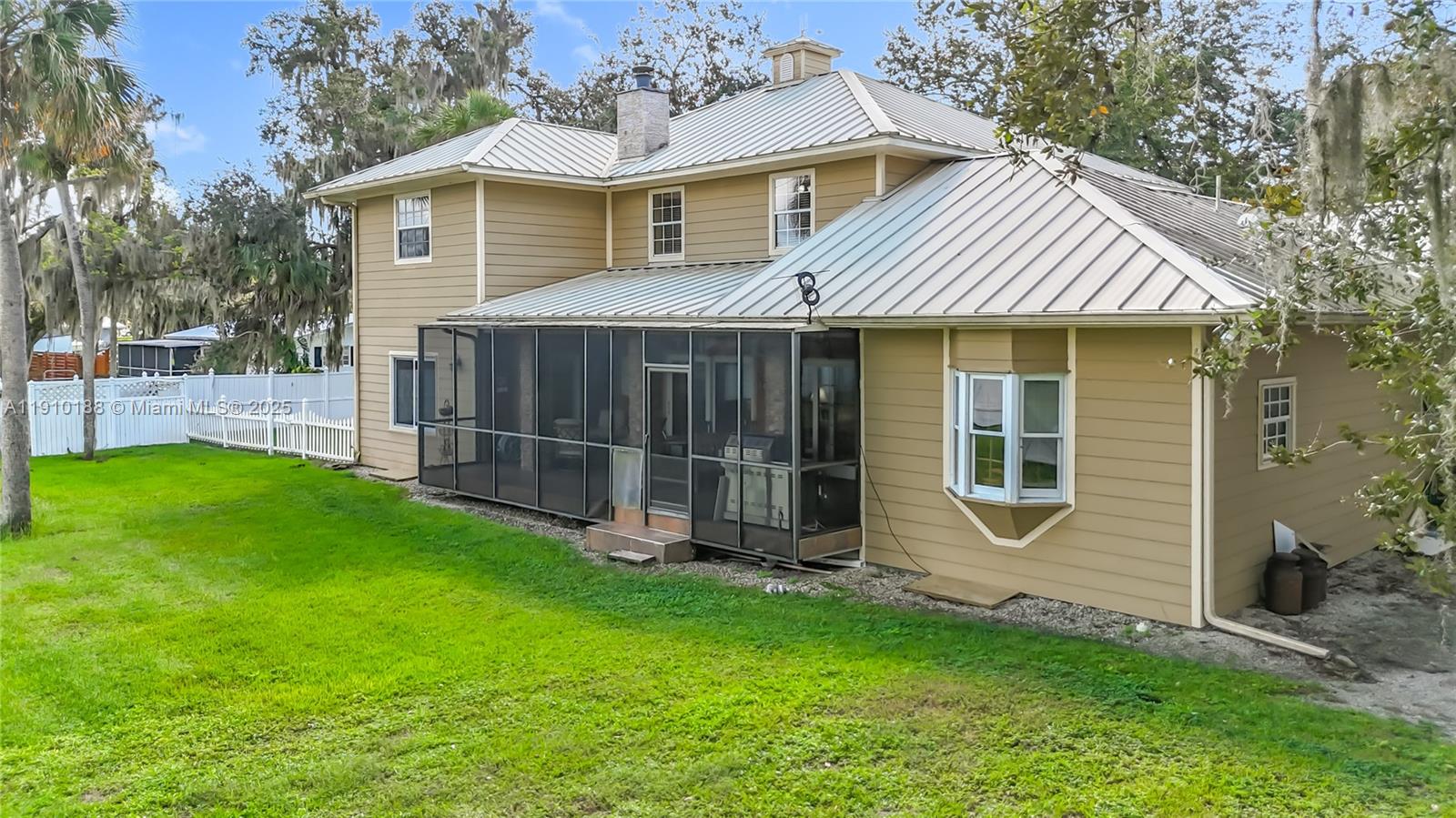 LaBelle - Residential