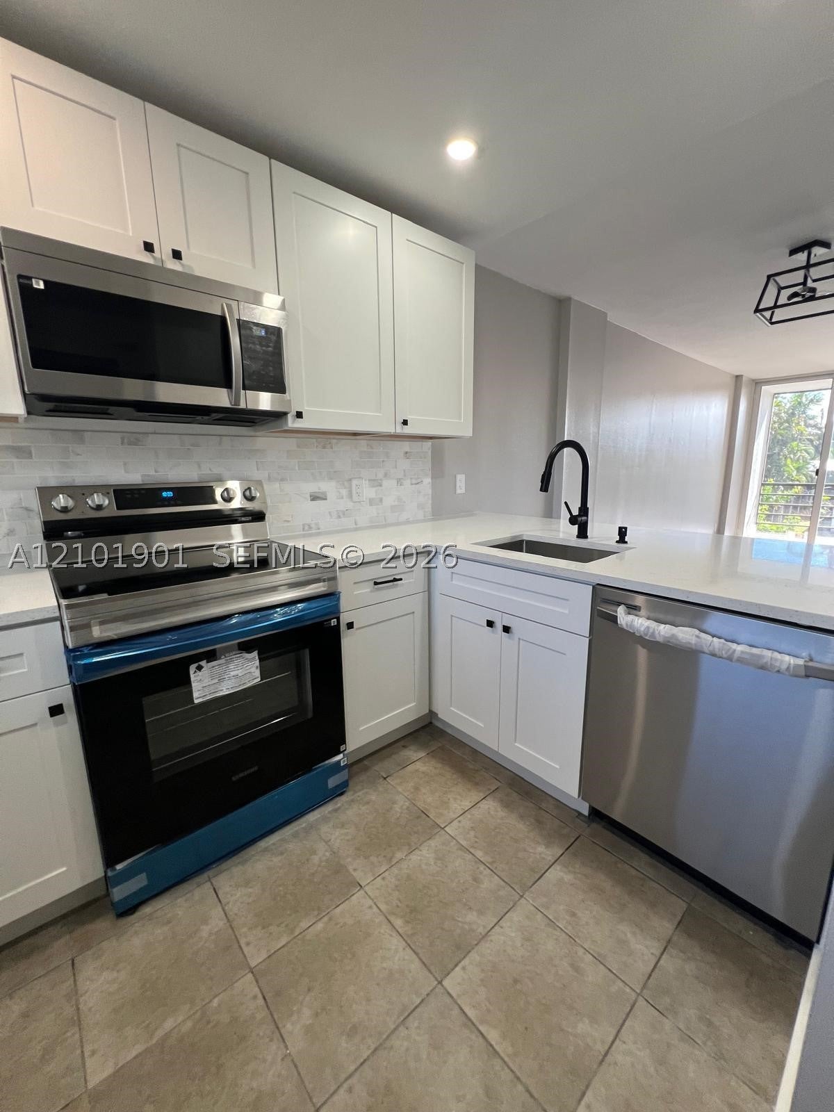 108 Royal Park Dr 2H