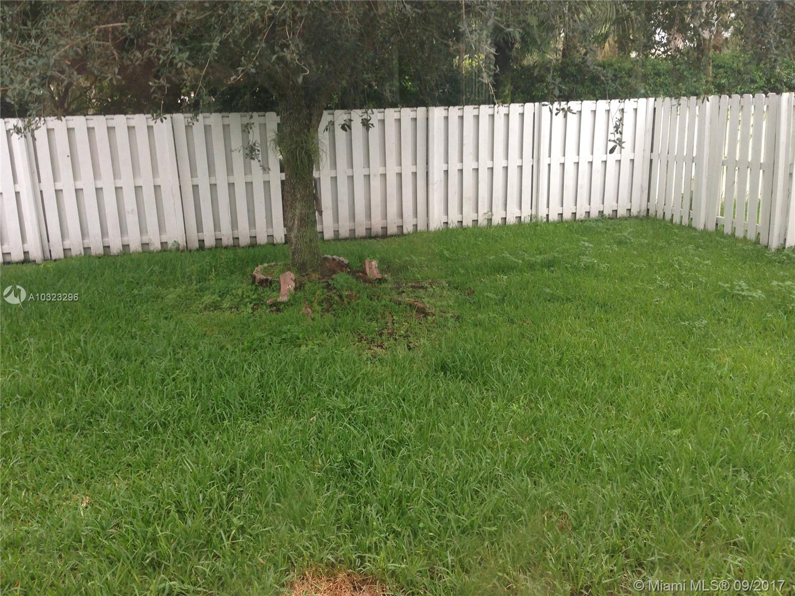 TOWNGATE - Residential Lease