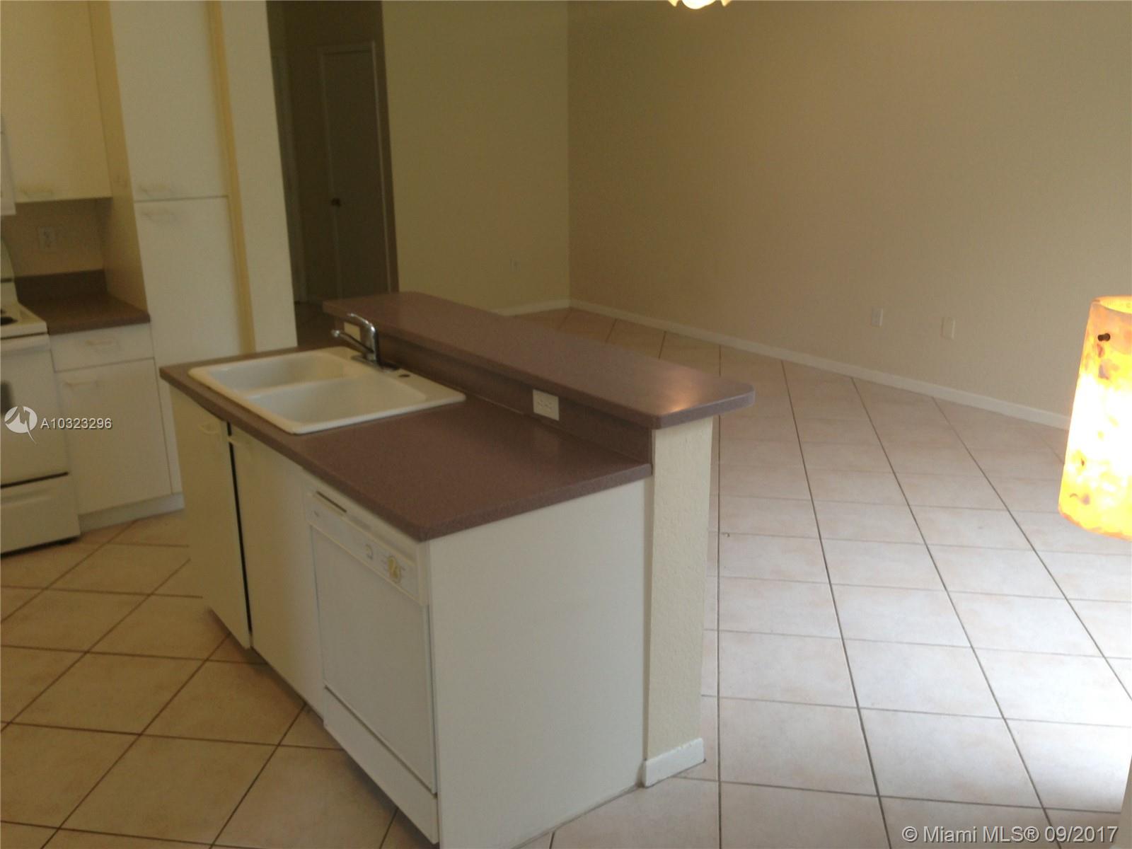 TOWNGATE - Residential Lease